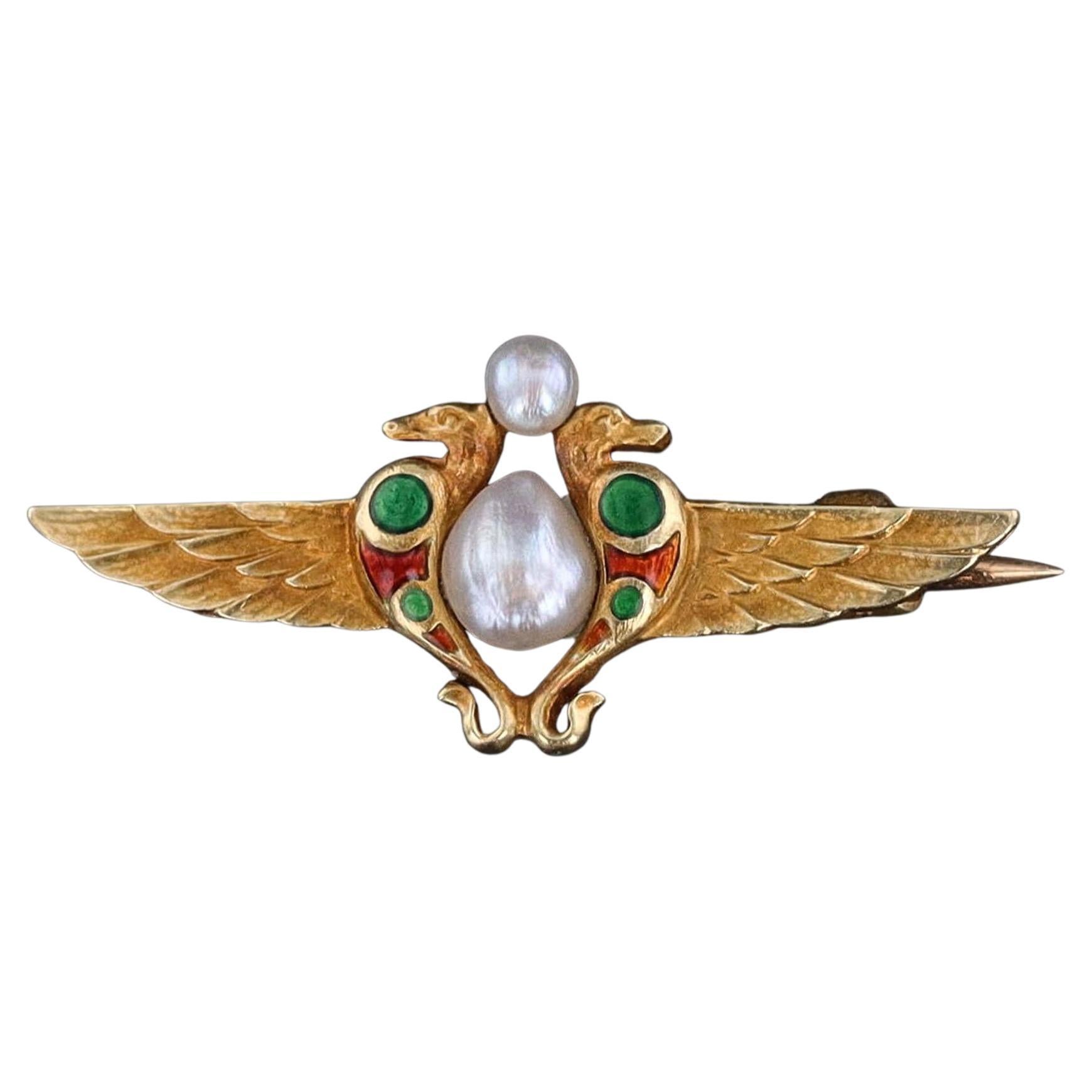 Antique Egyptian Revival Lace Pin of 14k Gold For Sale