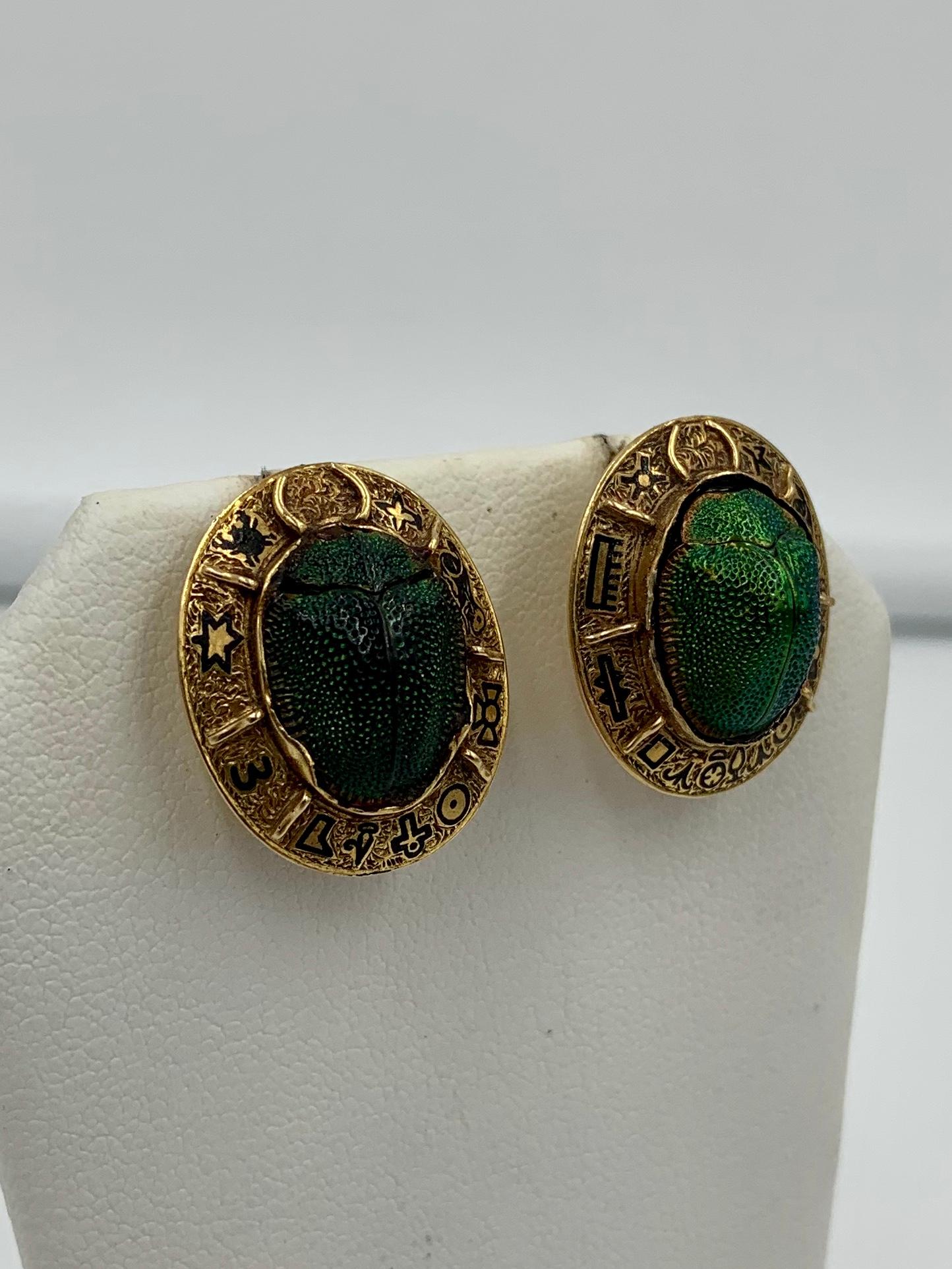 Antique Egyptian Revival Natural Scarab Earrings Enamel 14 Karat Gold In Good Condition In New York, NY