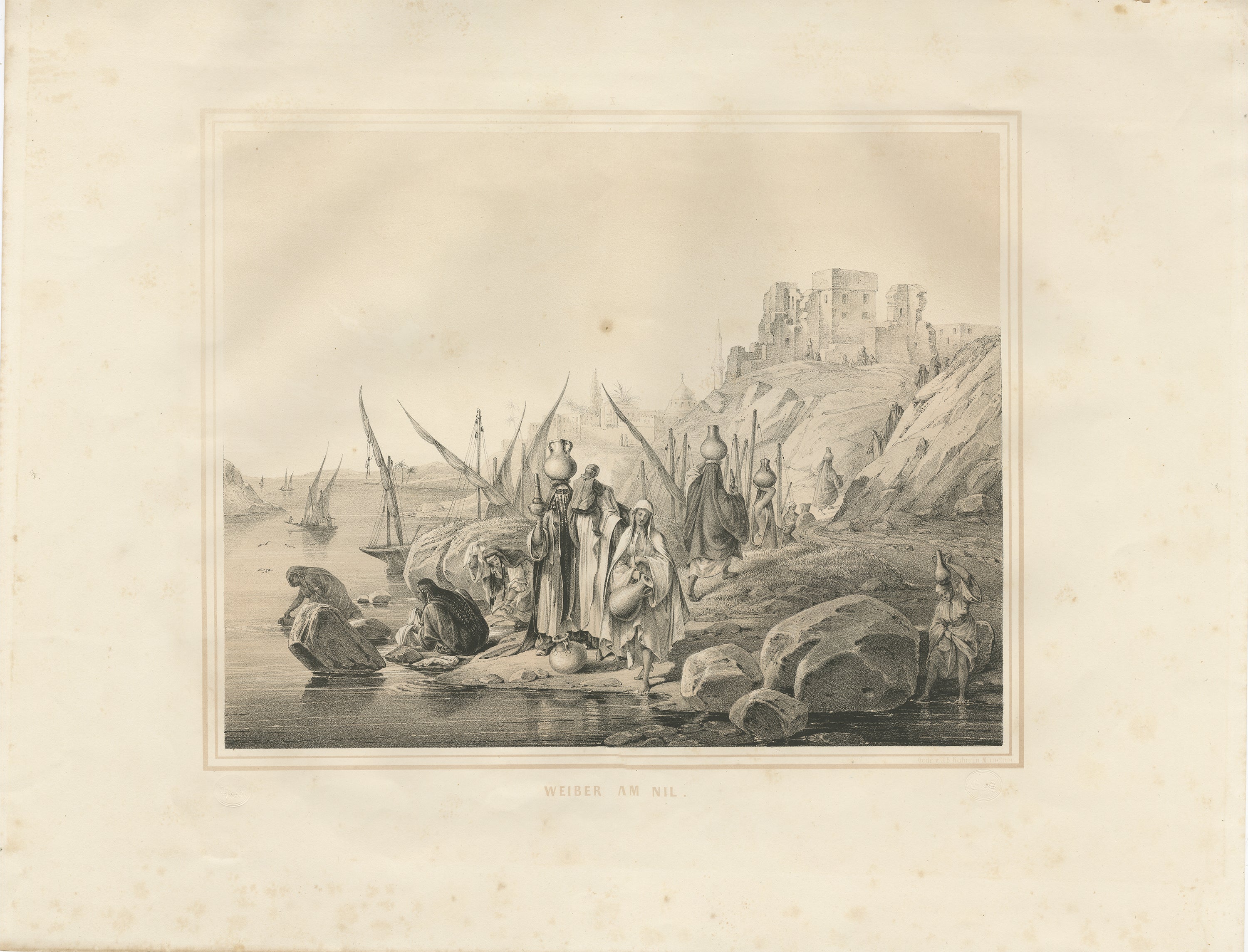 Antike ägyptische Frauen am Nil, Wasserszene aus Maximilian in Bayern, 1846

Dieser elegante und stimmungsvolle orientalistische Stich aus dem 19. Jahrhundert zeigt eine Gruppe ägyptischer Frauen, die am Nilufer versammelt sind und das tägliche