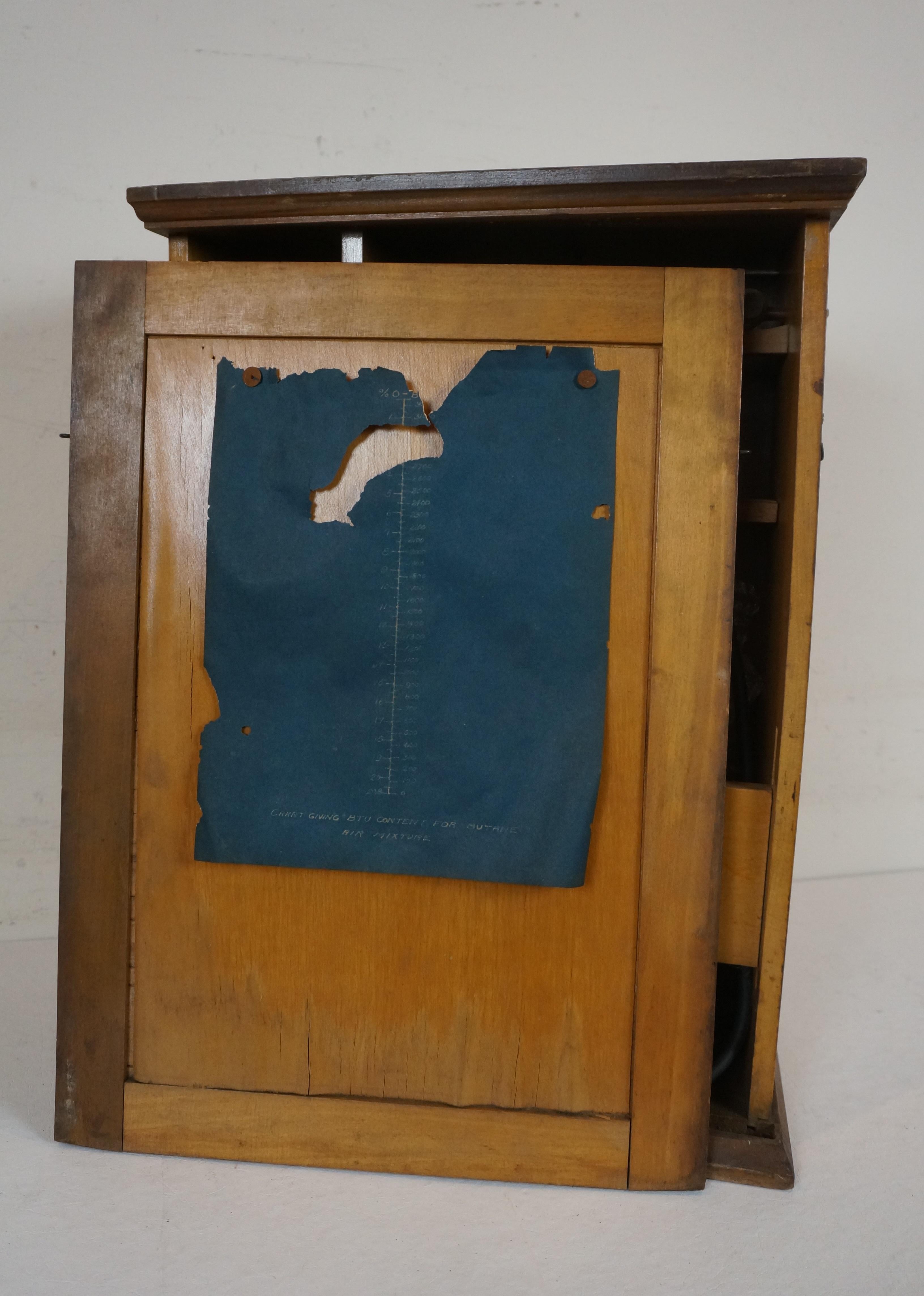 Ancien appareil d'analyseur de gaz Orsat EH Sargent Labratory Precision 21 pouces en vente 4