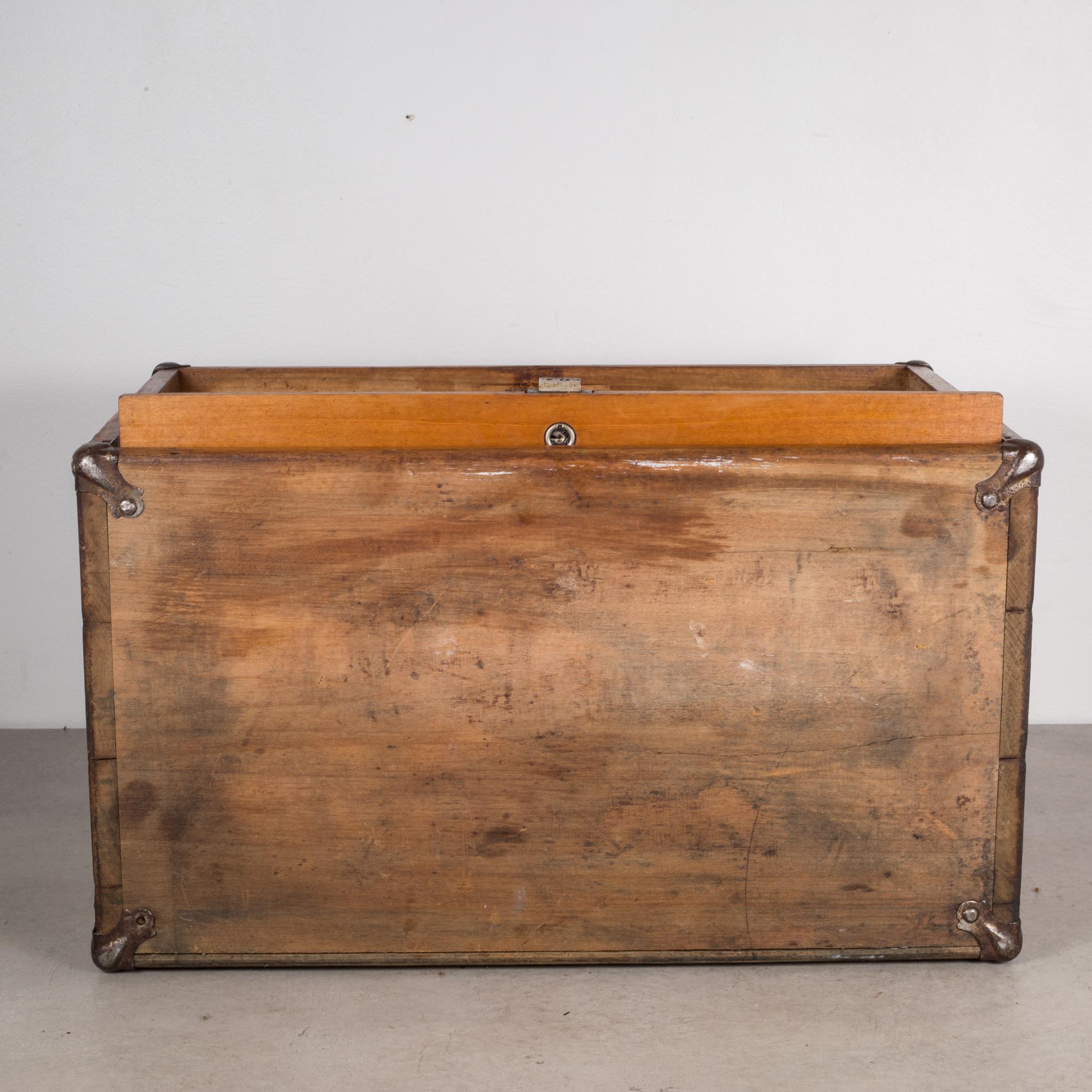 20th Century Antique Eight-Drawer Oak Machinist's Chest, circa 1940