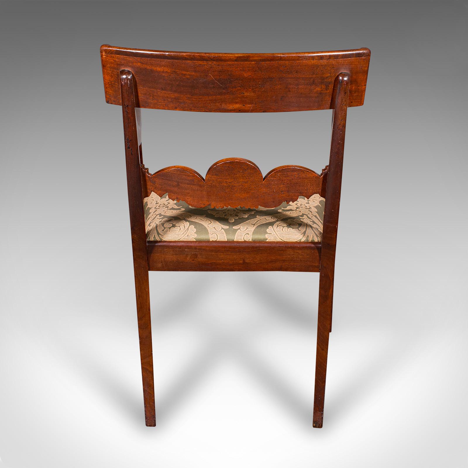 Silla Codo Antigua, Asiento Salón Inglés, Estudio, Sillón Dormitorio, Regencia principios del siglo XIX en venta