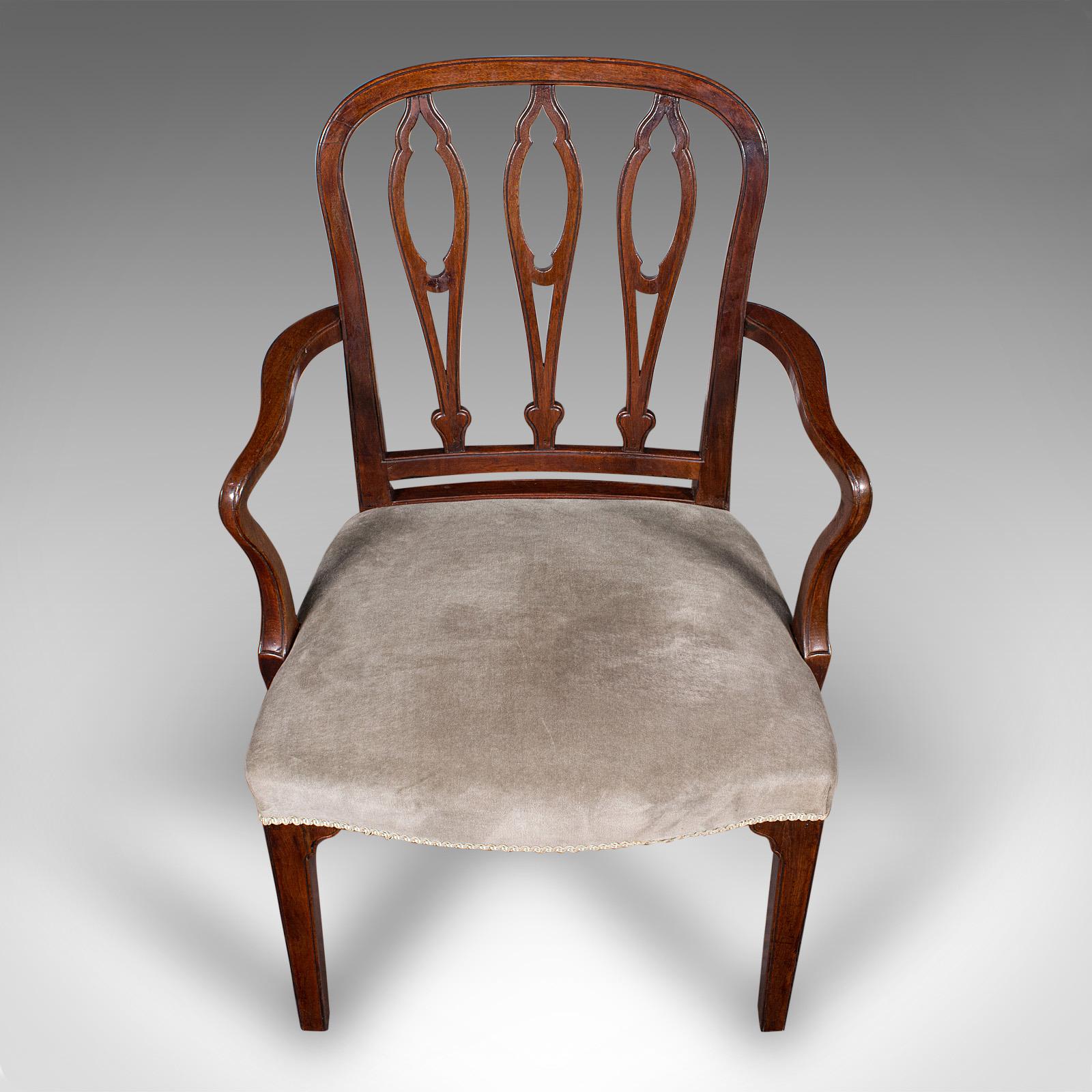 Tappezzeria Sedia a gomito antica, inglese, in velluto, da salotto, da scrivania, georgiana, C.C. 1790 in vendita