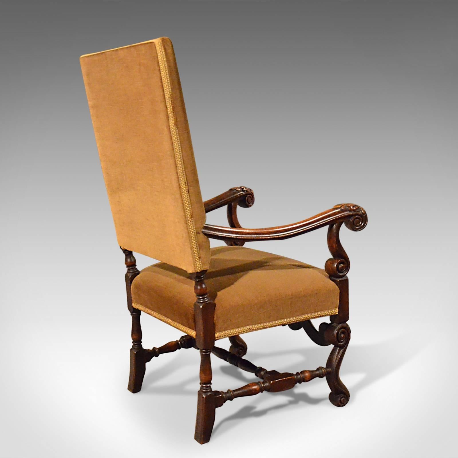 Antique Elbow Chair English Walnut Armchair Victorian, circa 1880 In Good Condition In Hele, Devon, GB