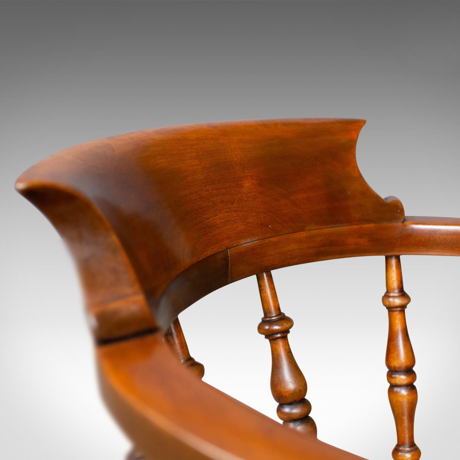 Antique Elbow Chair, Victorian, Elm, Bow-Back, Smokers, Captains Desk circa 1880 In Good Condition In Hele, Devon, GB