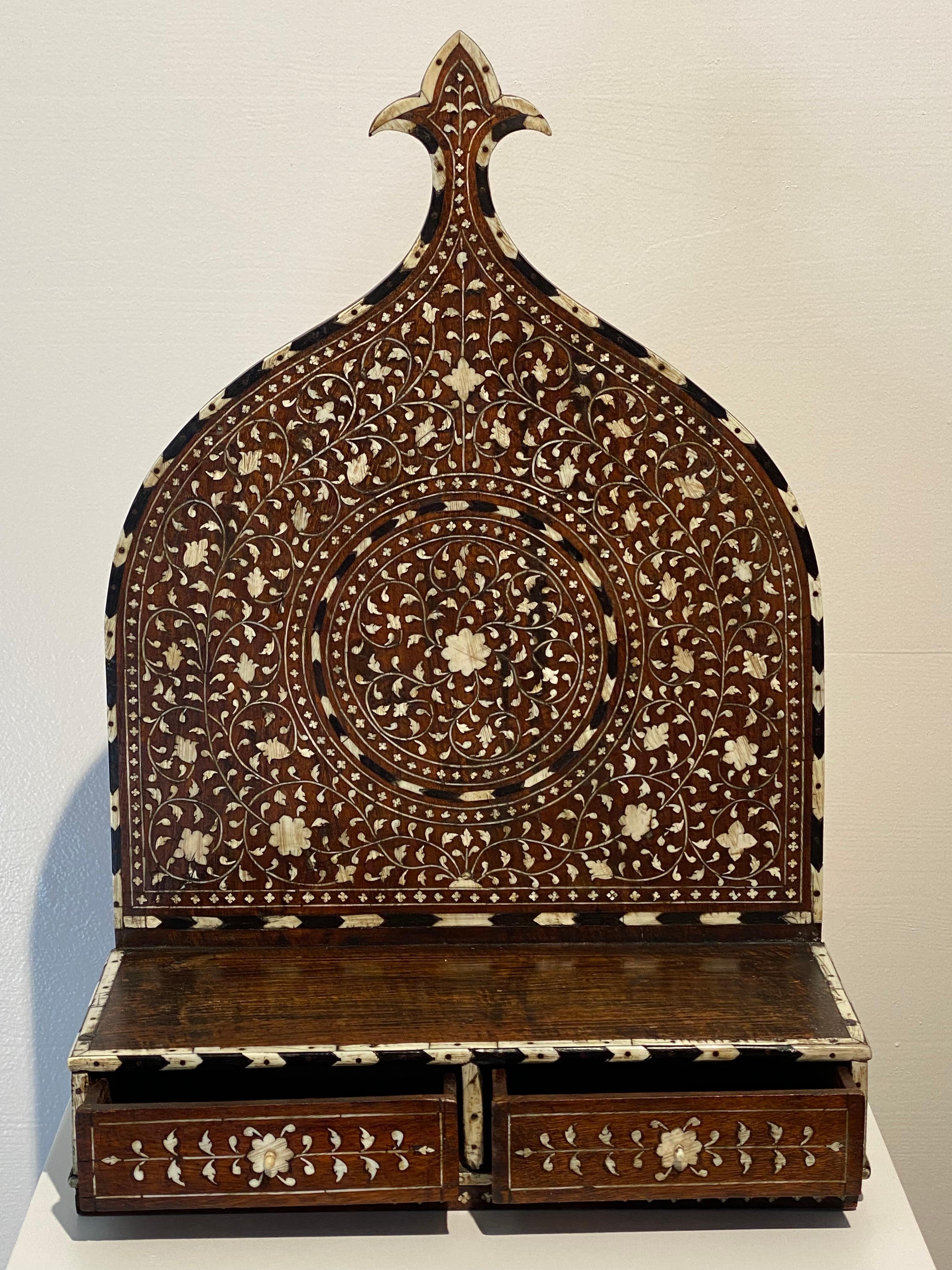 Rosewood Antique , Elegant Anglo Indian Display Object For Sale