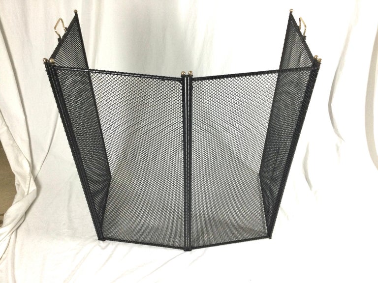 Écran De Cheminée Pliant Vintage Noir - 4 Panneaux, Maille Noire, Accents Laiton, 32.5 Pouces, Occasion