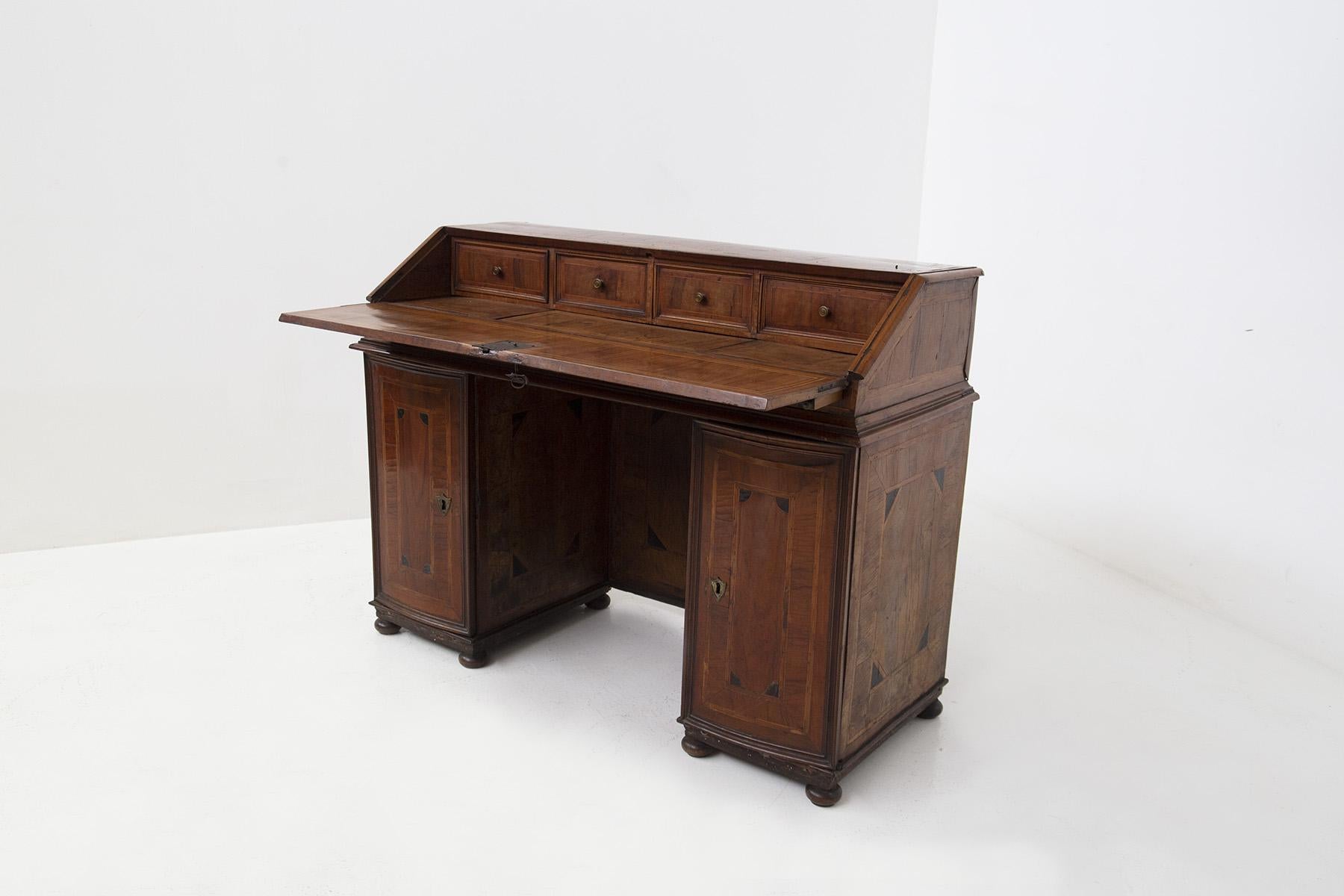 Antikes, elegantes Holzbüro, antik im Angebot 7