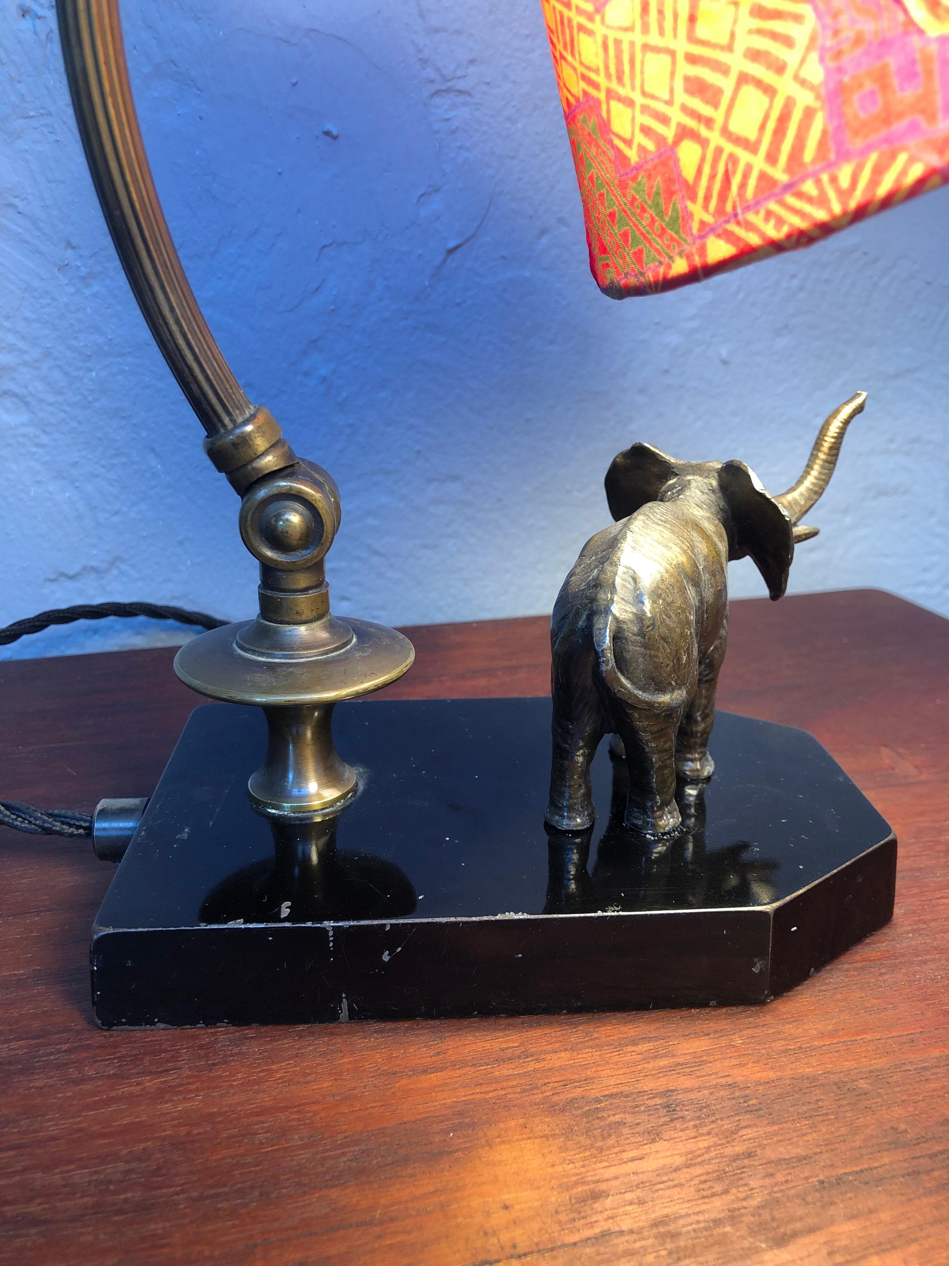 Antique Elephant Table Piano Lamp in Brass For Sale 1