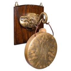 Gong ancien à tête d'éléphant, anglais, en laiton, carillon monté, victorien
