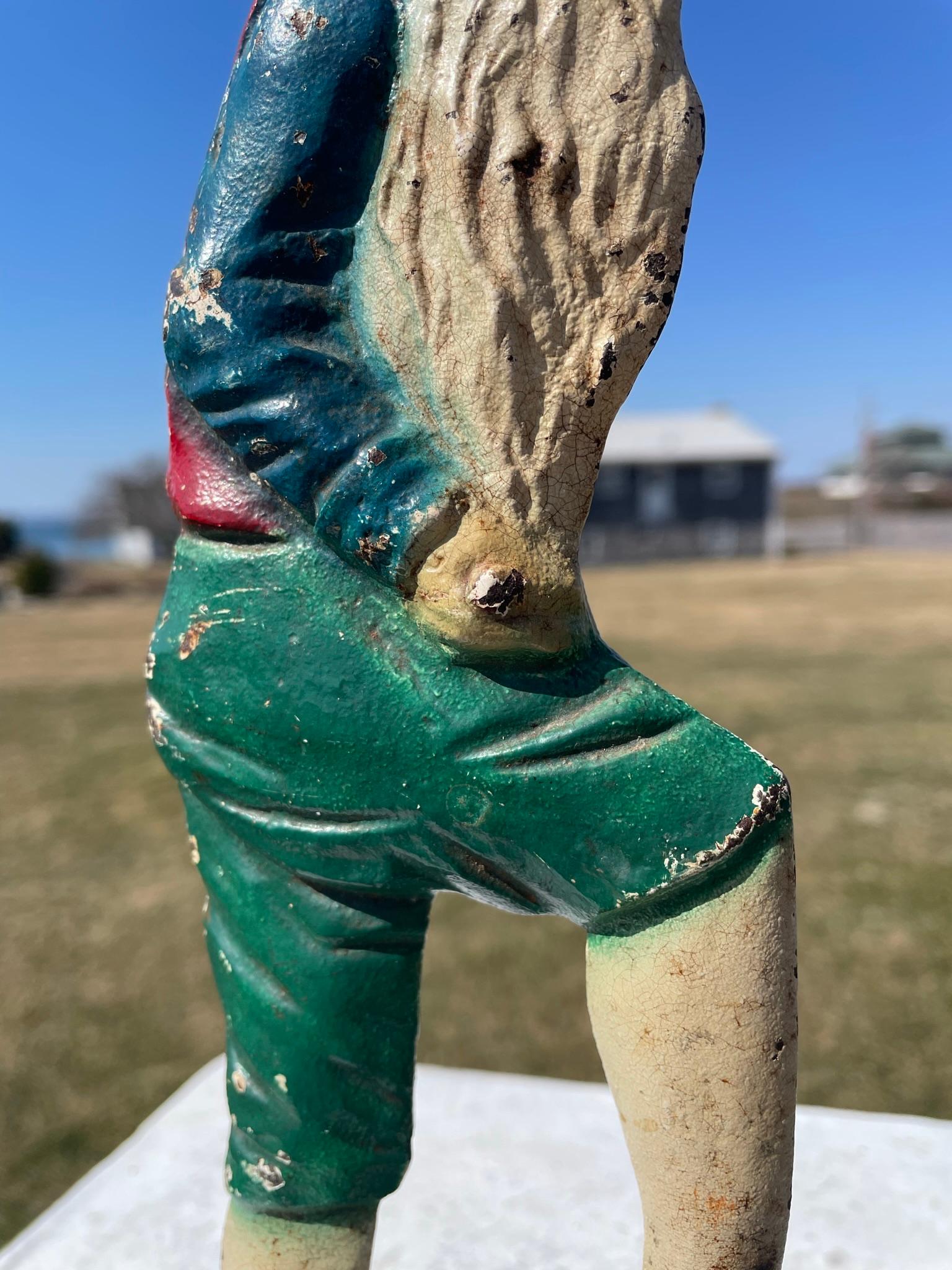 Antike Gnome-Skulptur „Digging For Gold“ Originalfarbe im Angebot 2