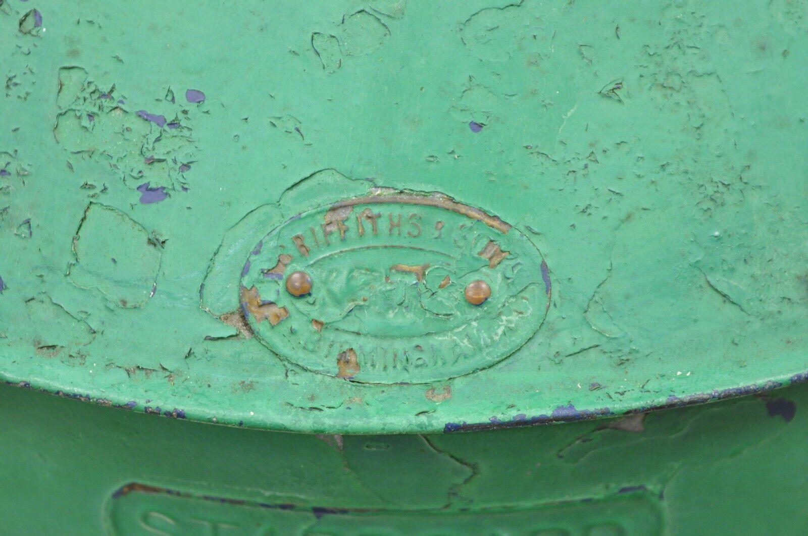 Metal Antique Eli Griffith & Sons Green Marine Masthead Ship Lantern Fixture For Sale