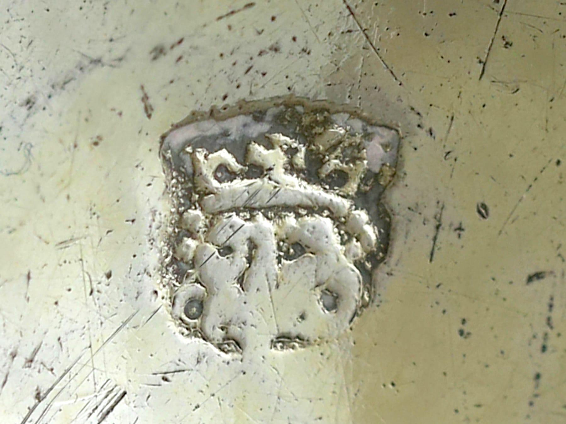 Cuchara antigua Isabel I de plata de ley con tapa de sello (1585) en venta 1
