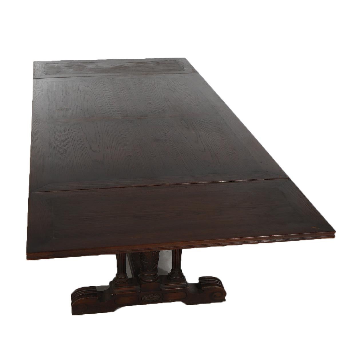 Ancienne table à tréteaux en chêne sculpté de style élisabéthain et jacobéen C1900 Bon état - En vente à Big Flats, NY