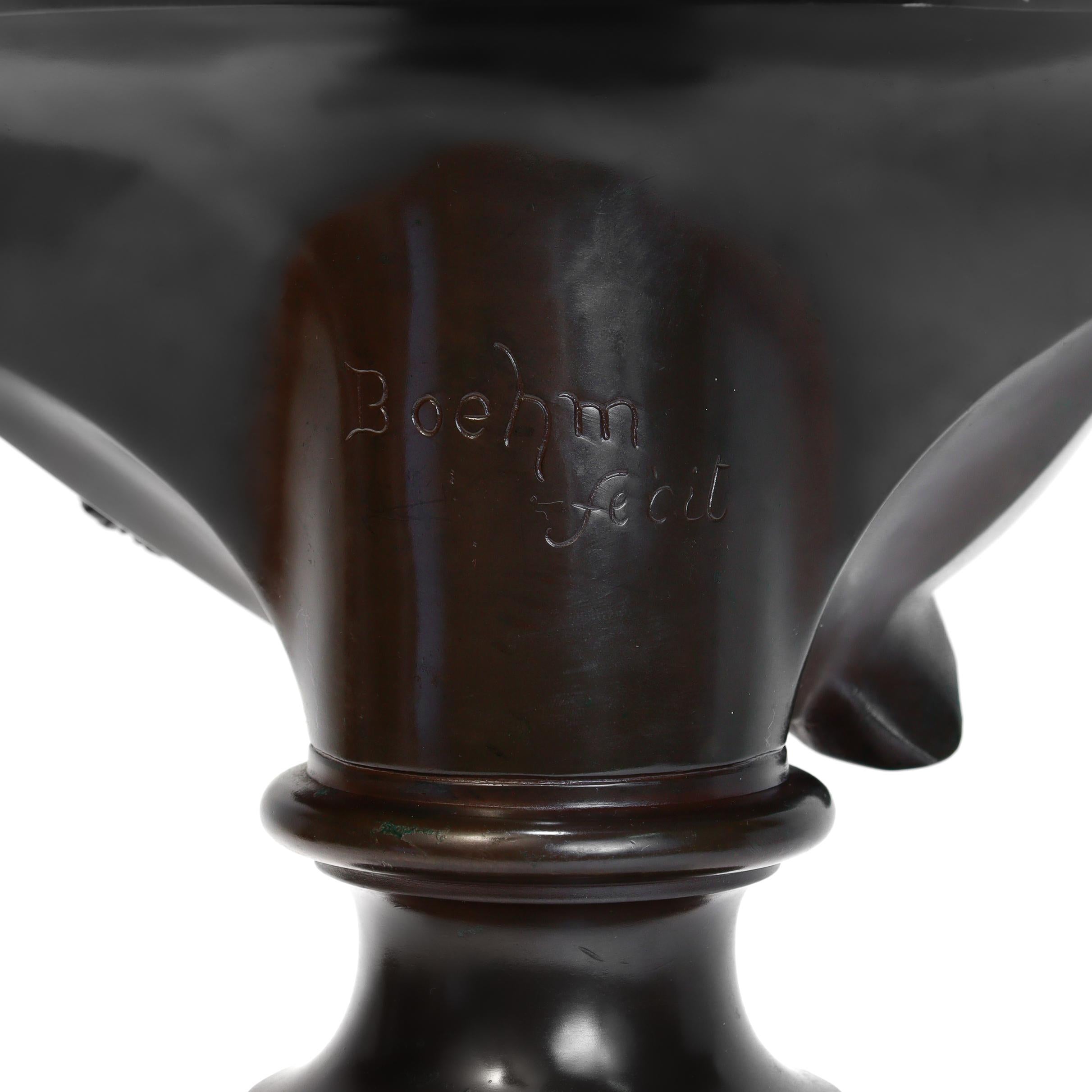 XIX secolo Antico Elkington & Co. Busto in bronzo della Regina Vittoria dopo Joseph Edgar Boehm in vendita