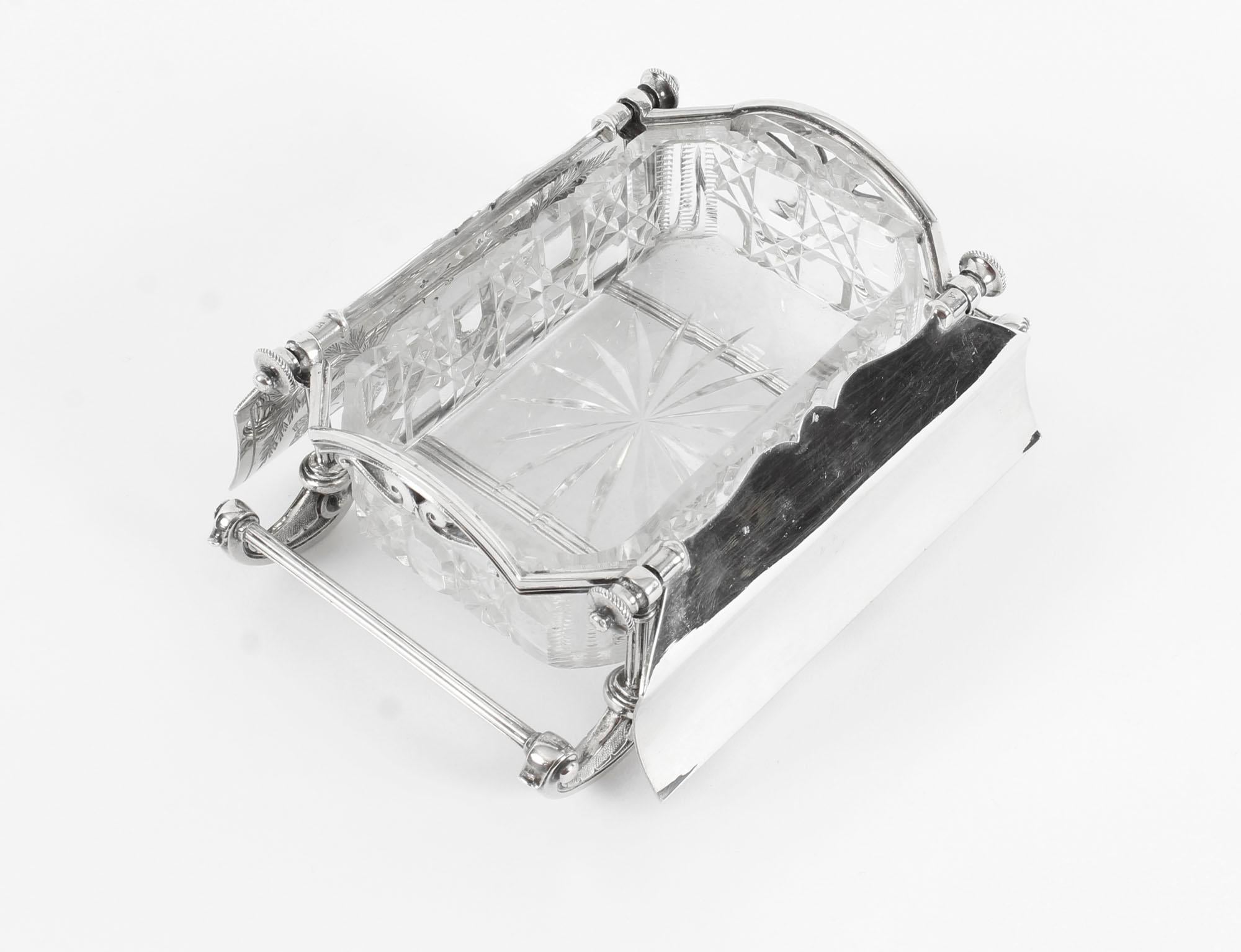 Elkington & Co English Silver Plated and Cut Glass Butter Dish, 19th Century 10