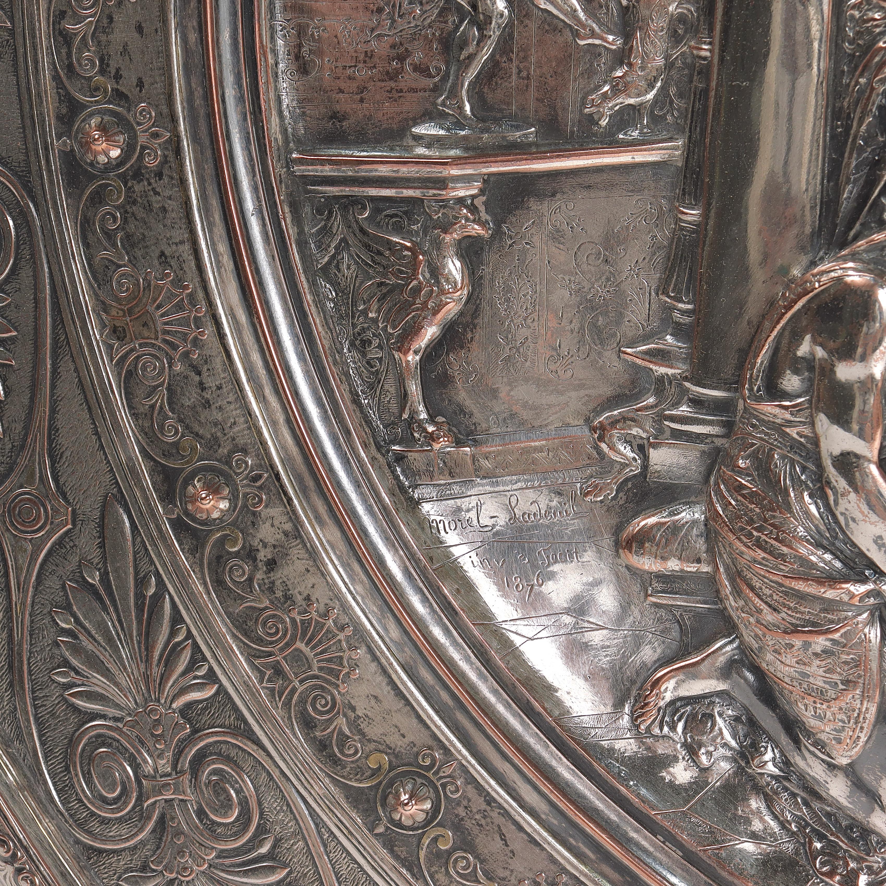 Assiette de présentation figurative ancienne en métal argenté Elkington Electrotype de Morel-Ladeuil en vente 8