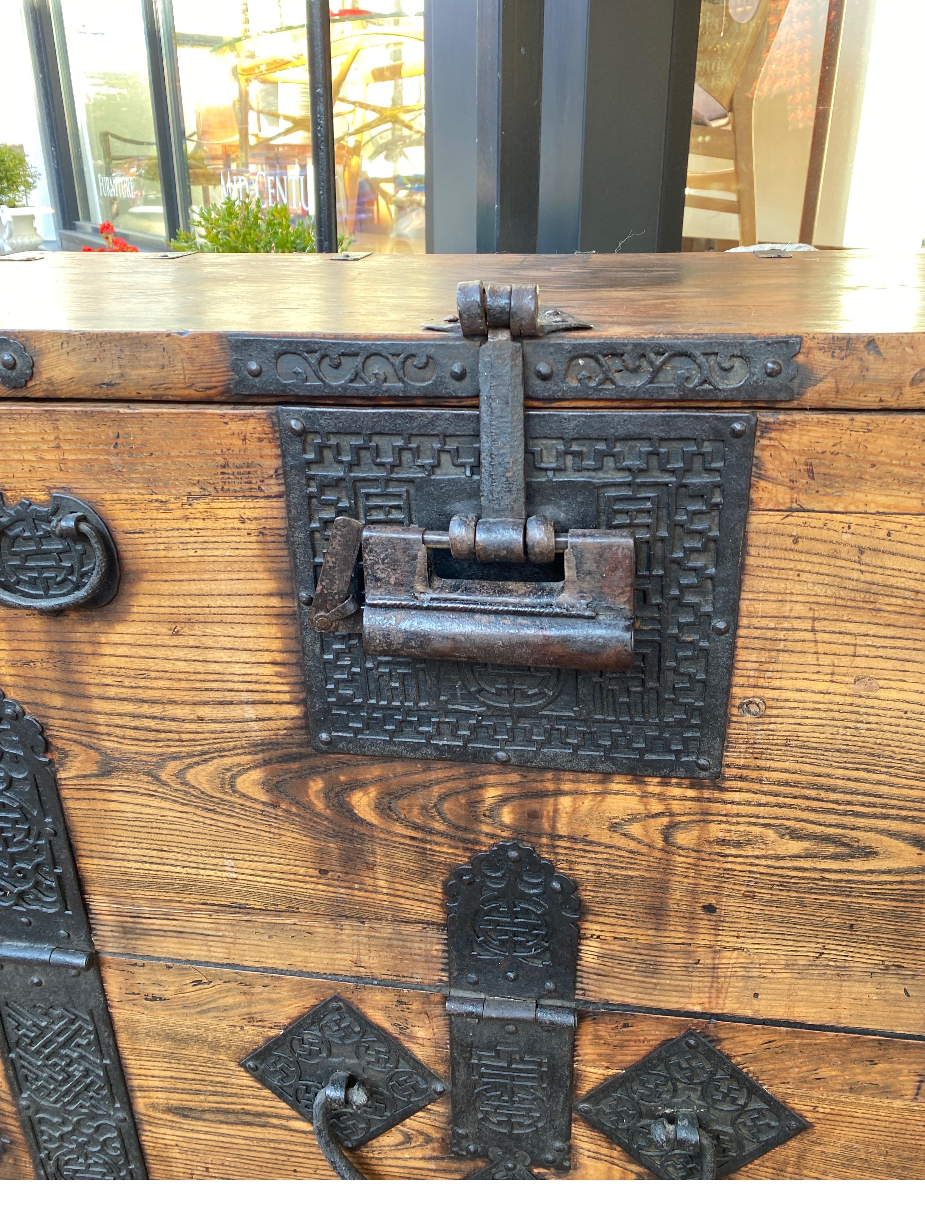 Late 19th Century Antique Elm and Iron Korean Chest, Circa 1880 For Sale