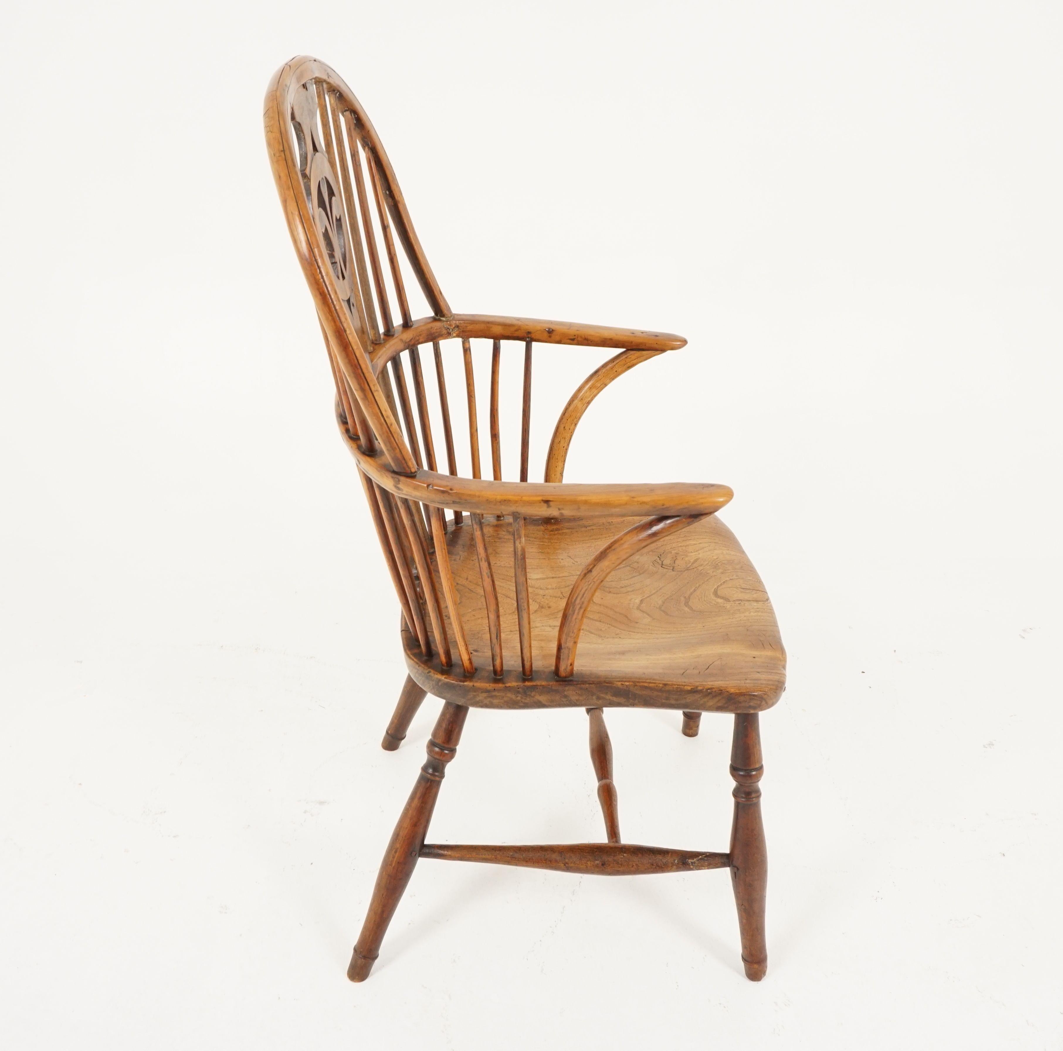 Antique Elm Armchair, Victorian, Bow Back Windsor Chair, Scotland 1820, B2280 In Good Condition In Vancouver, BC