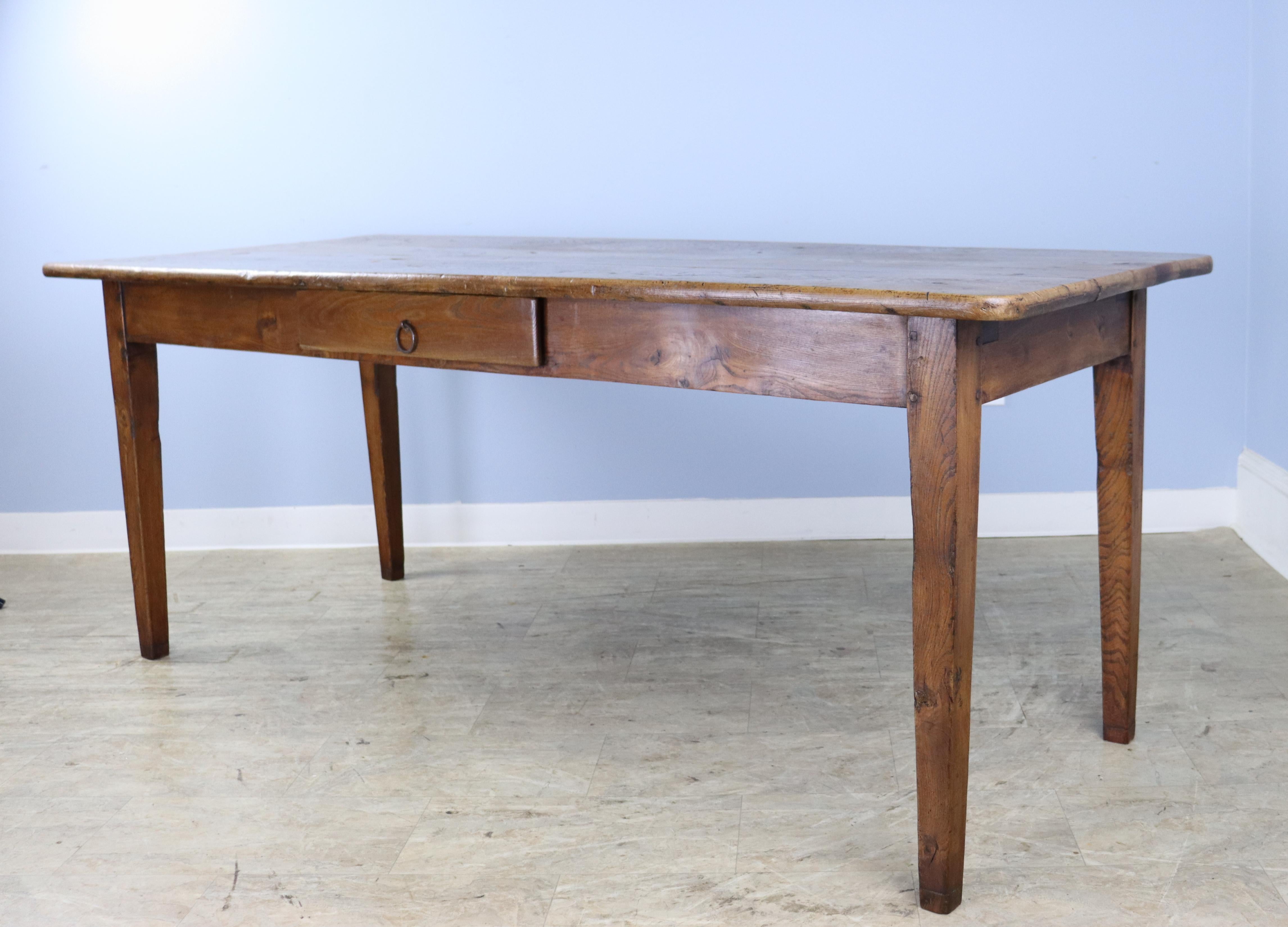 Antique Elm Farm or Dining Table In Good Condition For Sale In Port Chester, NY