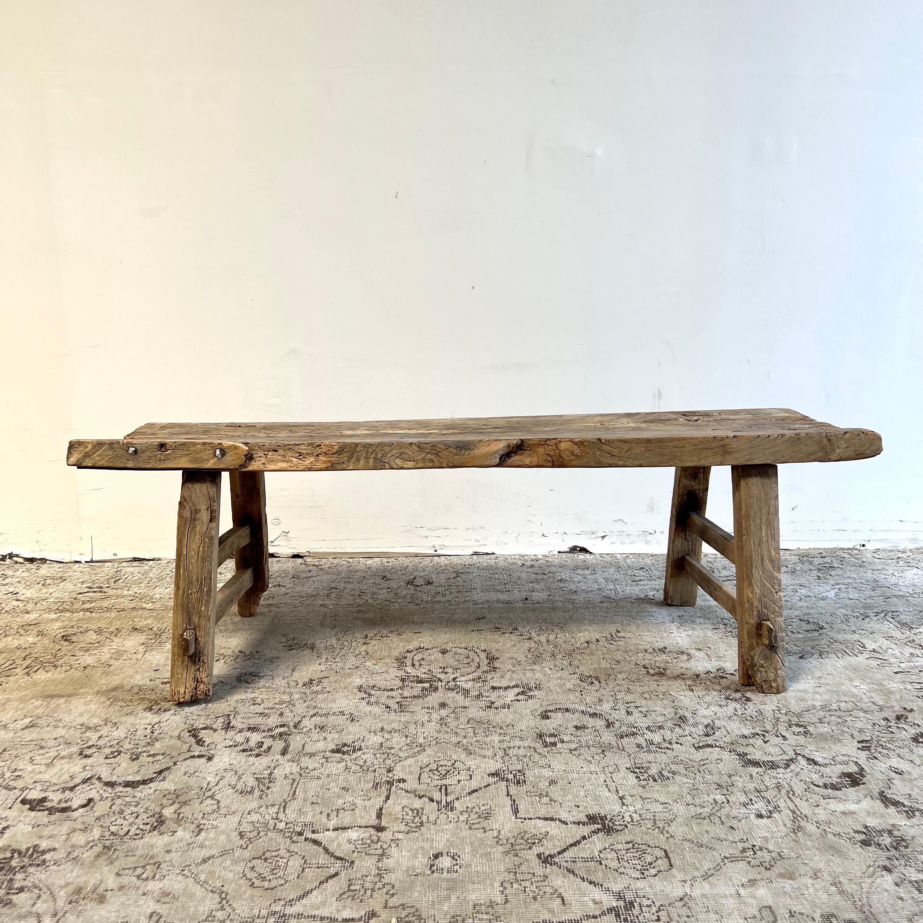 Antique Elm Wood Bench Coffee Table with Original Details In Good Condition For Sale In Brea, CA