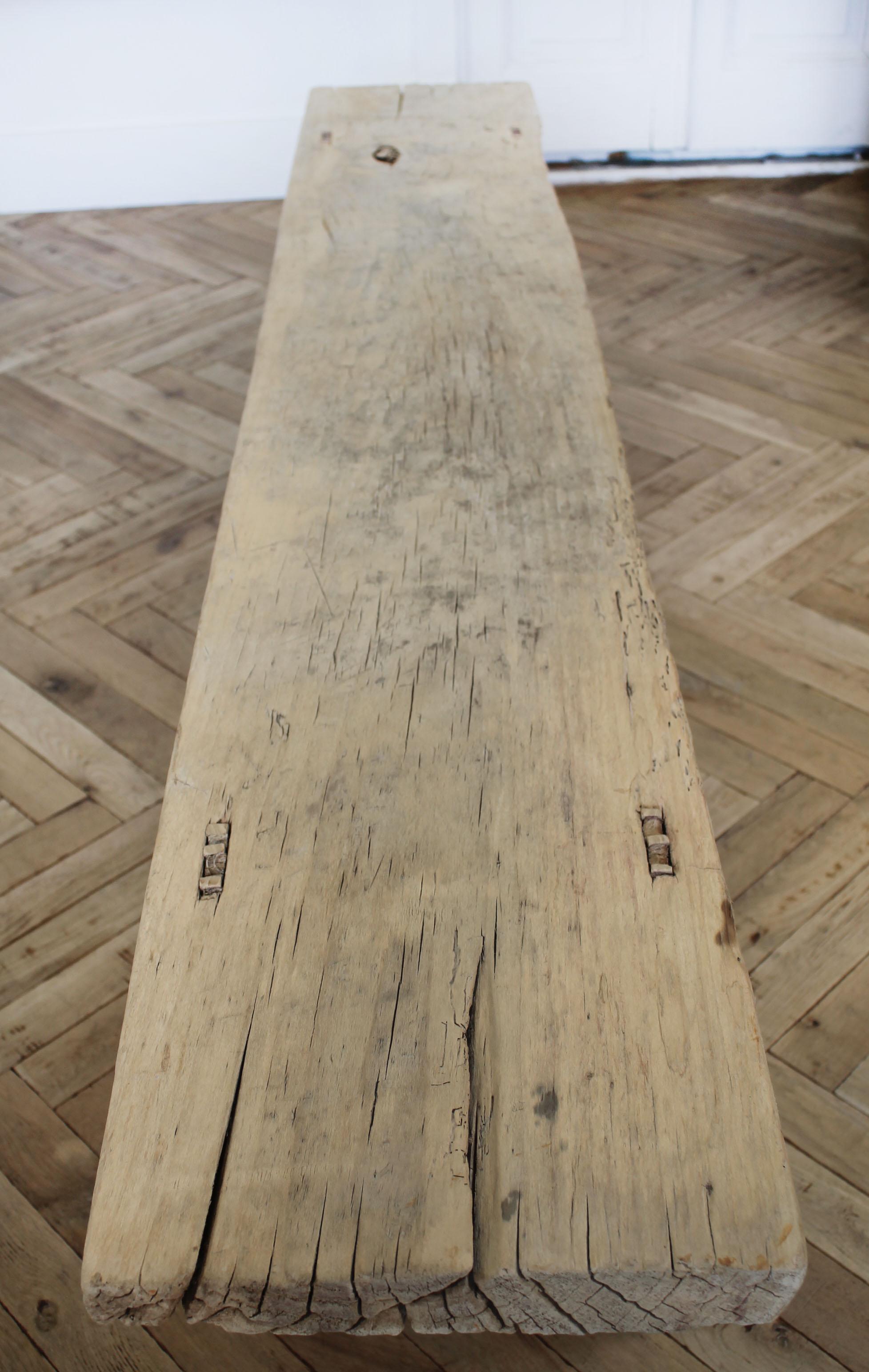 Antique Elm Wood Coffee Table Bench In Good Condition In Brea, CA