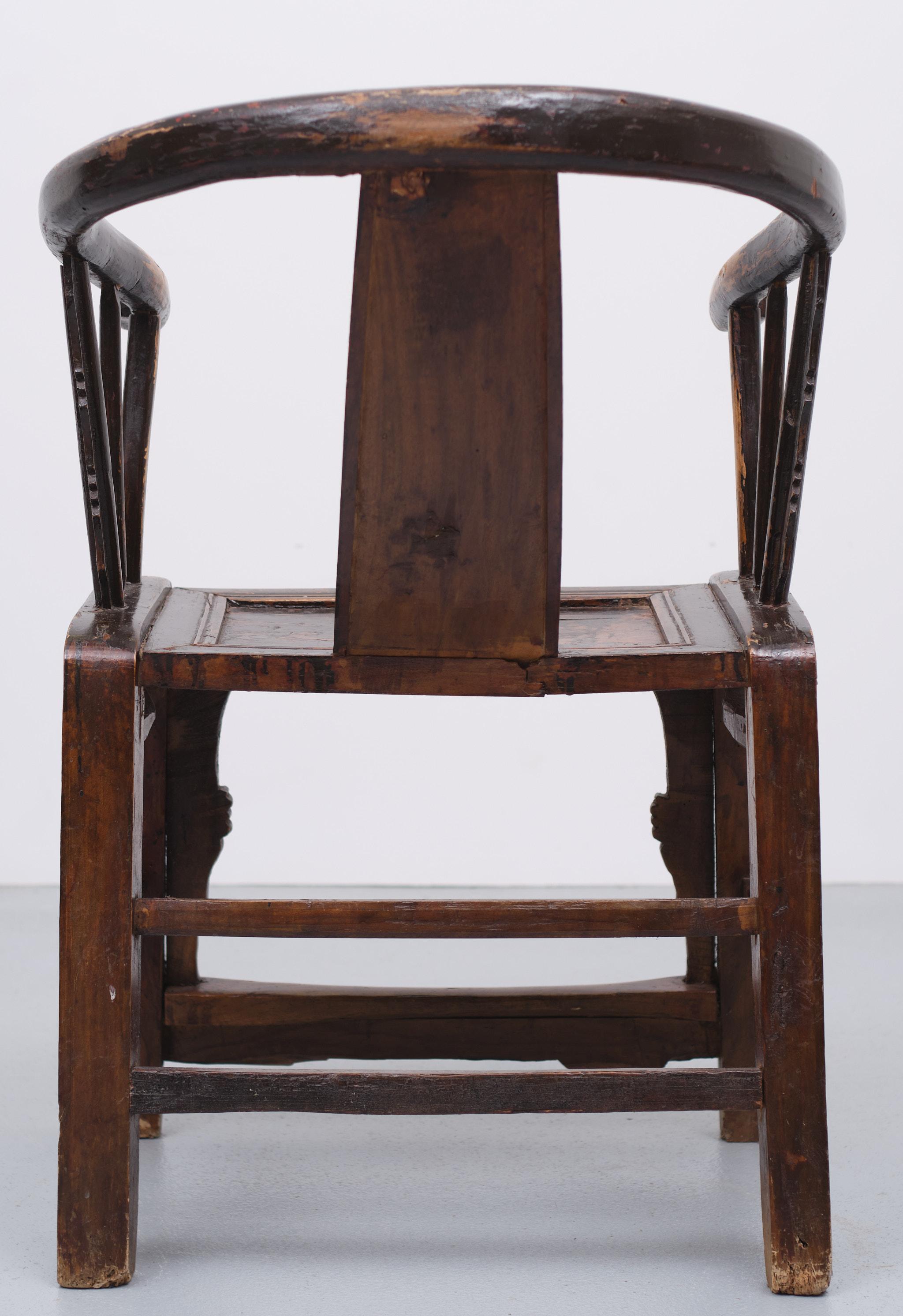 Chinese Export Antique Elm Wood Horse Shoe Armchair Chinese For Sale