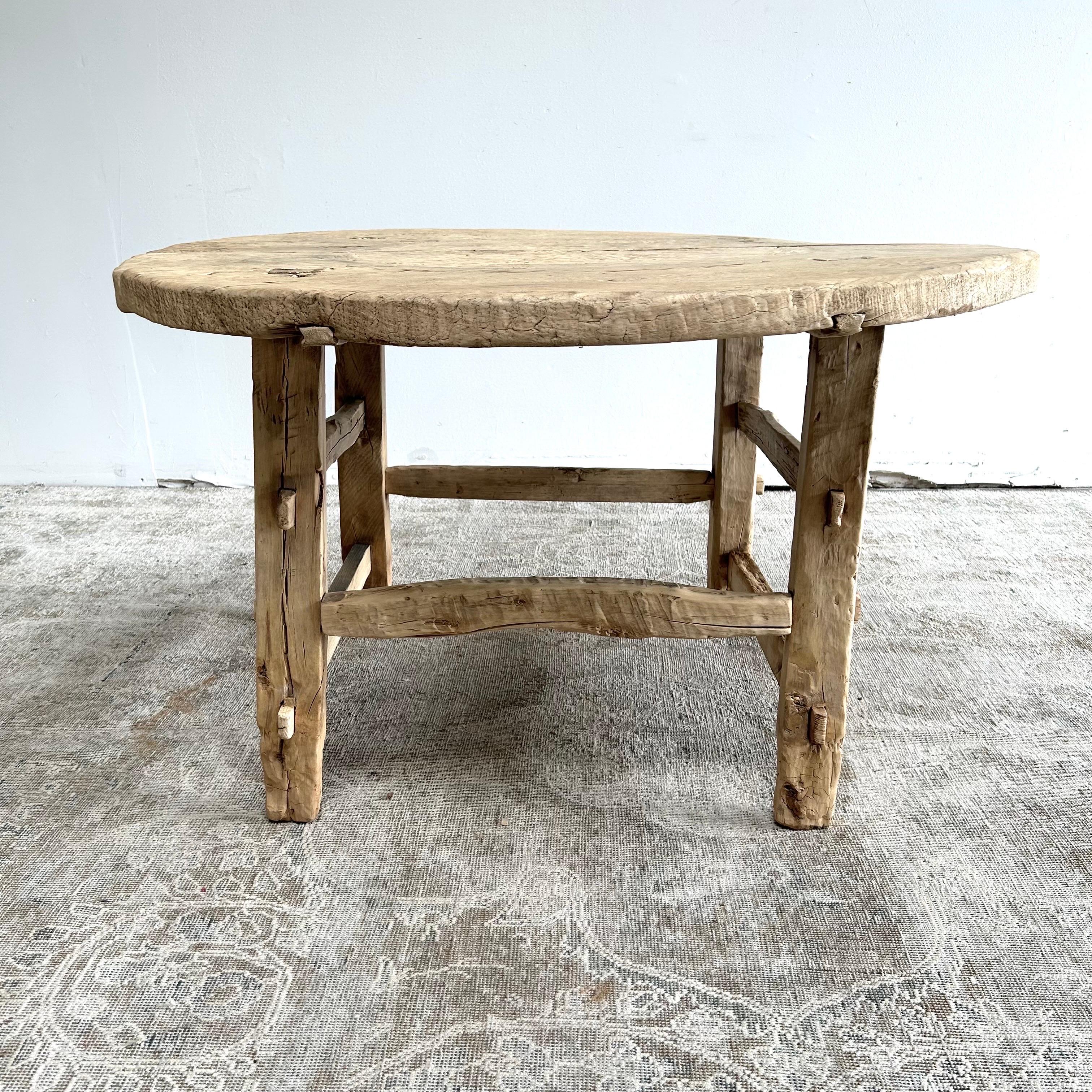 Antique Elm Wood Low Center Table or Coffee Table For Sale 2