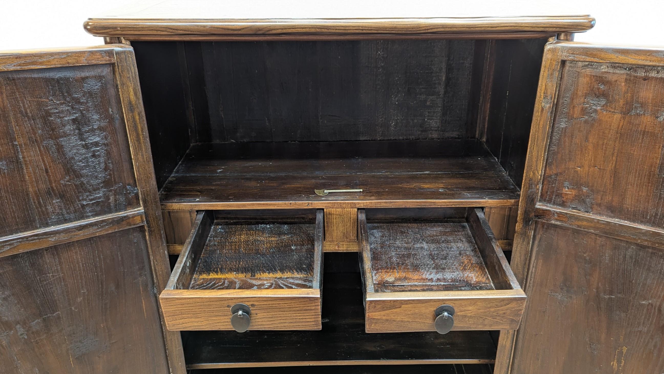 Antique Elm Wood Round Corner Cabinet For Sale 7