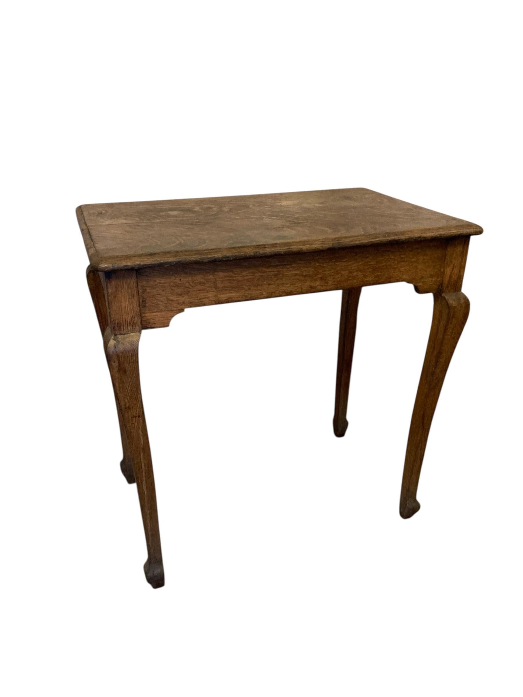 Antique Elm Wood Side or Occassional table early 1900's For Sale 4