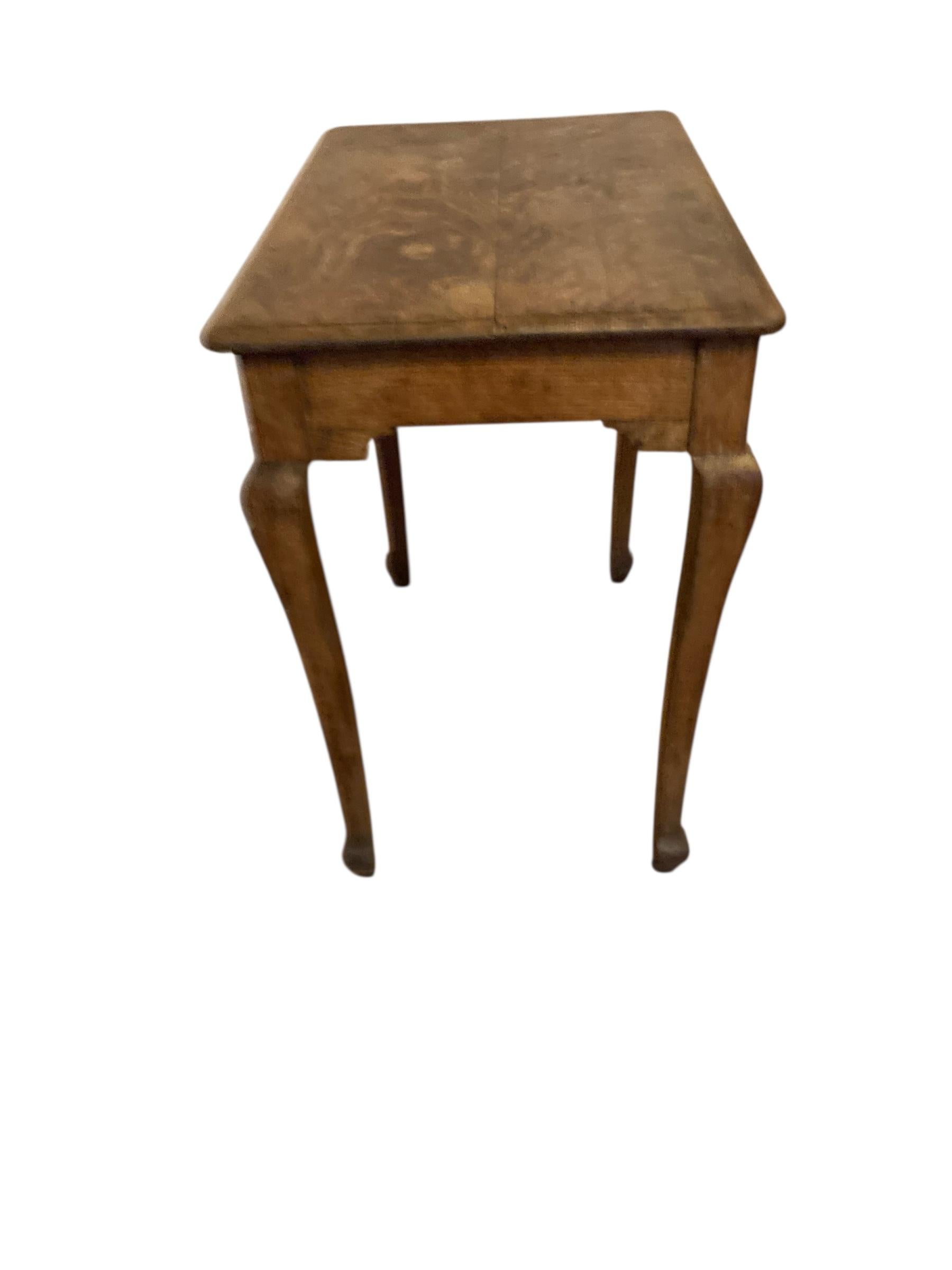 Victorian Antique Elm Wood Side or Occassional table early 1900's For Sale