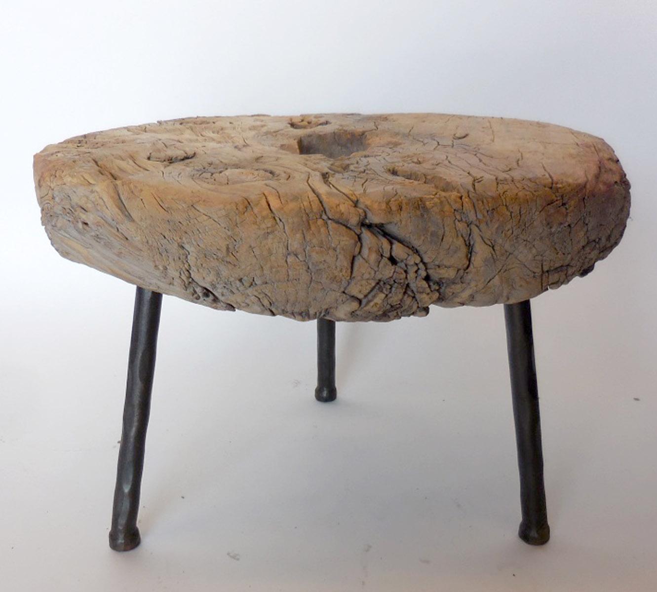 Antique Elm Wood Wheel Table on Iron Legs In Good Condition In Los Angeles, CA