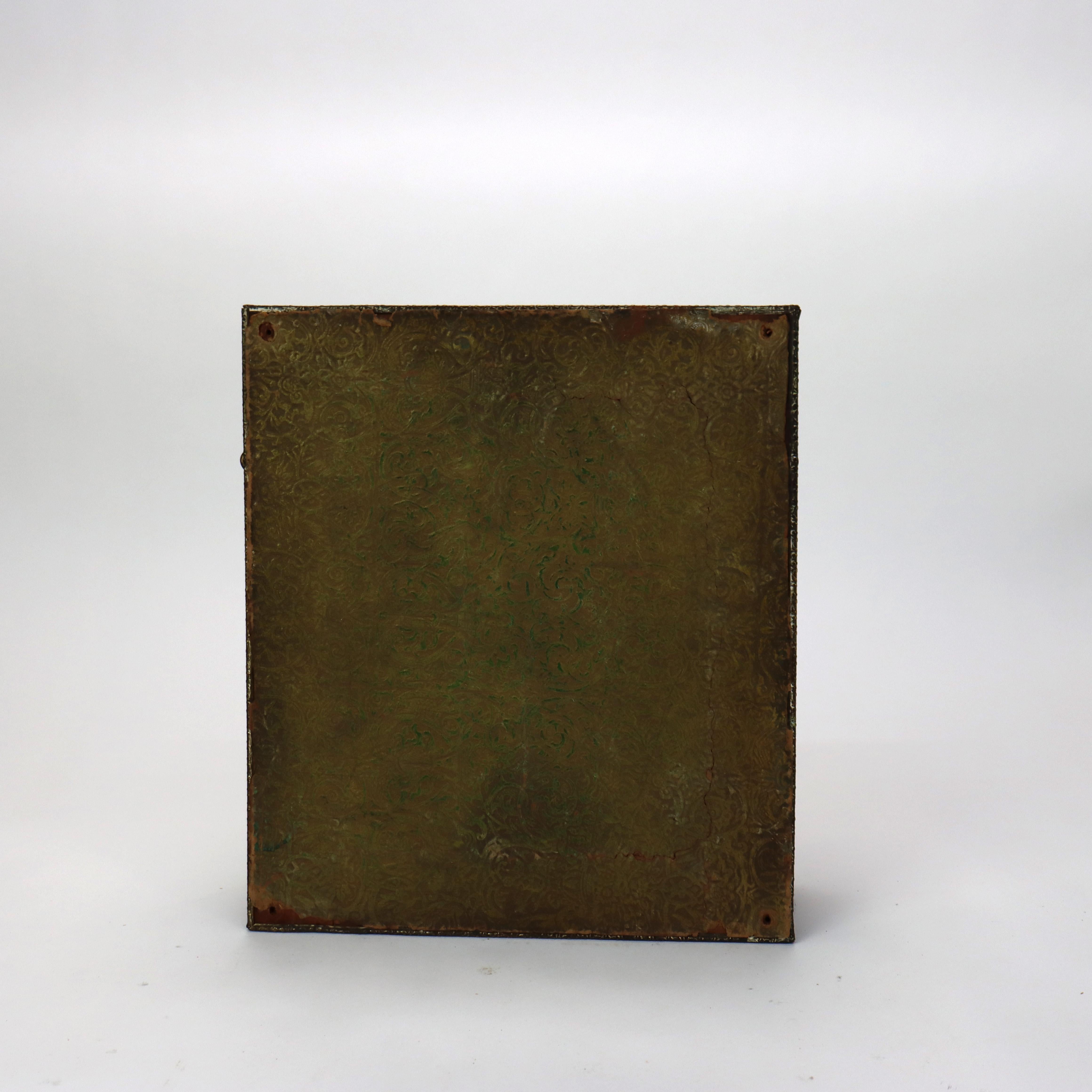 Album photo ancien en métal argenté embossé et cuir dans un coffret C1880 en vente 4