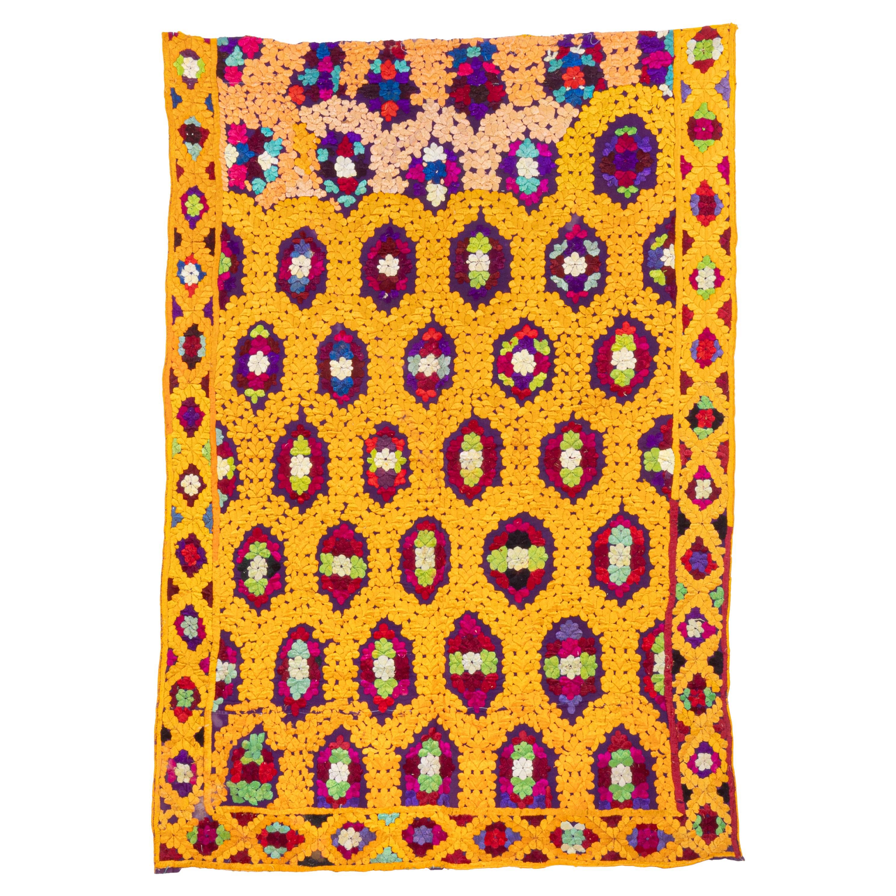 Fragmento de Bordado Antiguo de Rabat, Marruecos en venta