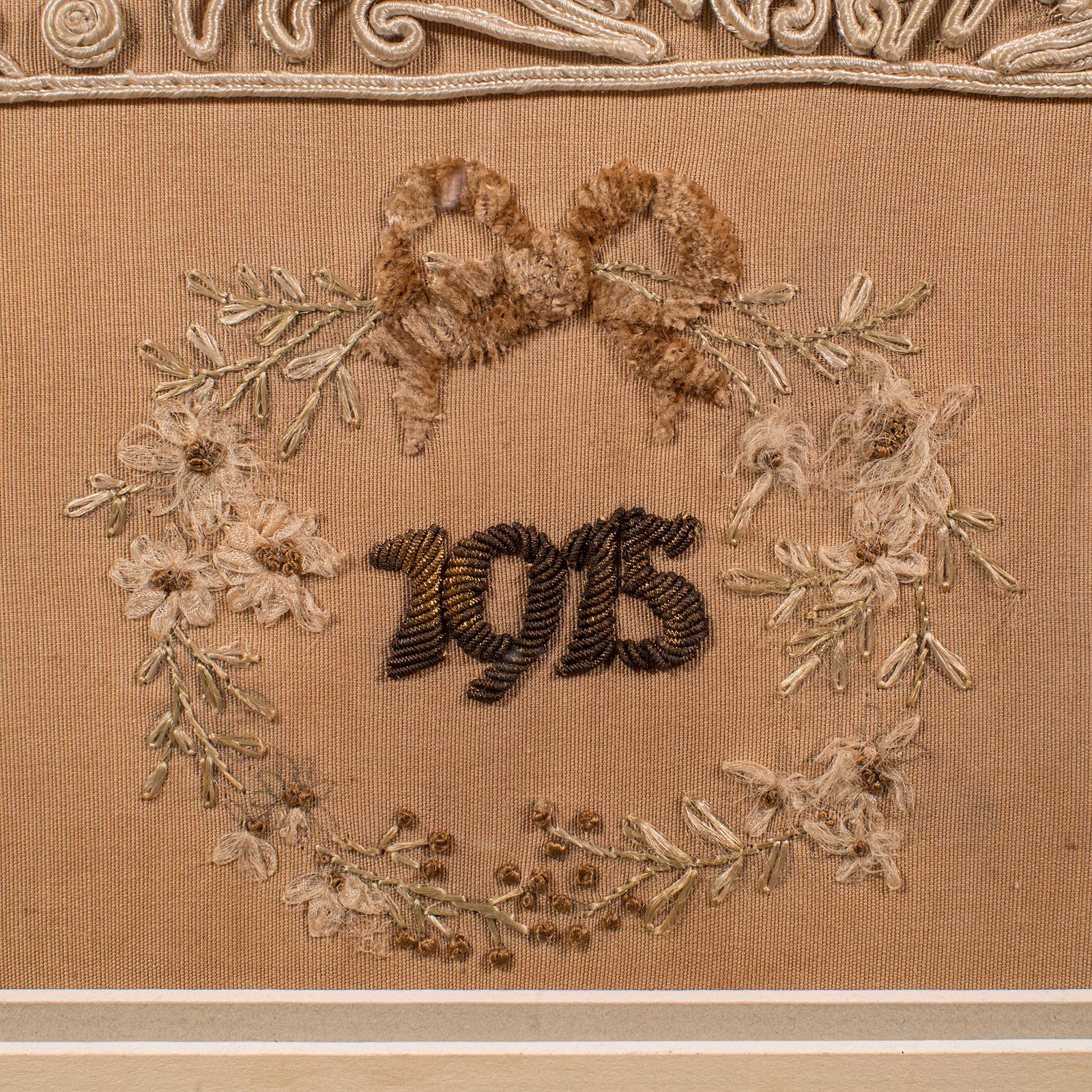 Échantillon de technique de broderie ancienne, anglais, exposition à l'aiguille, vers 1915 en vente 1