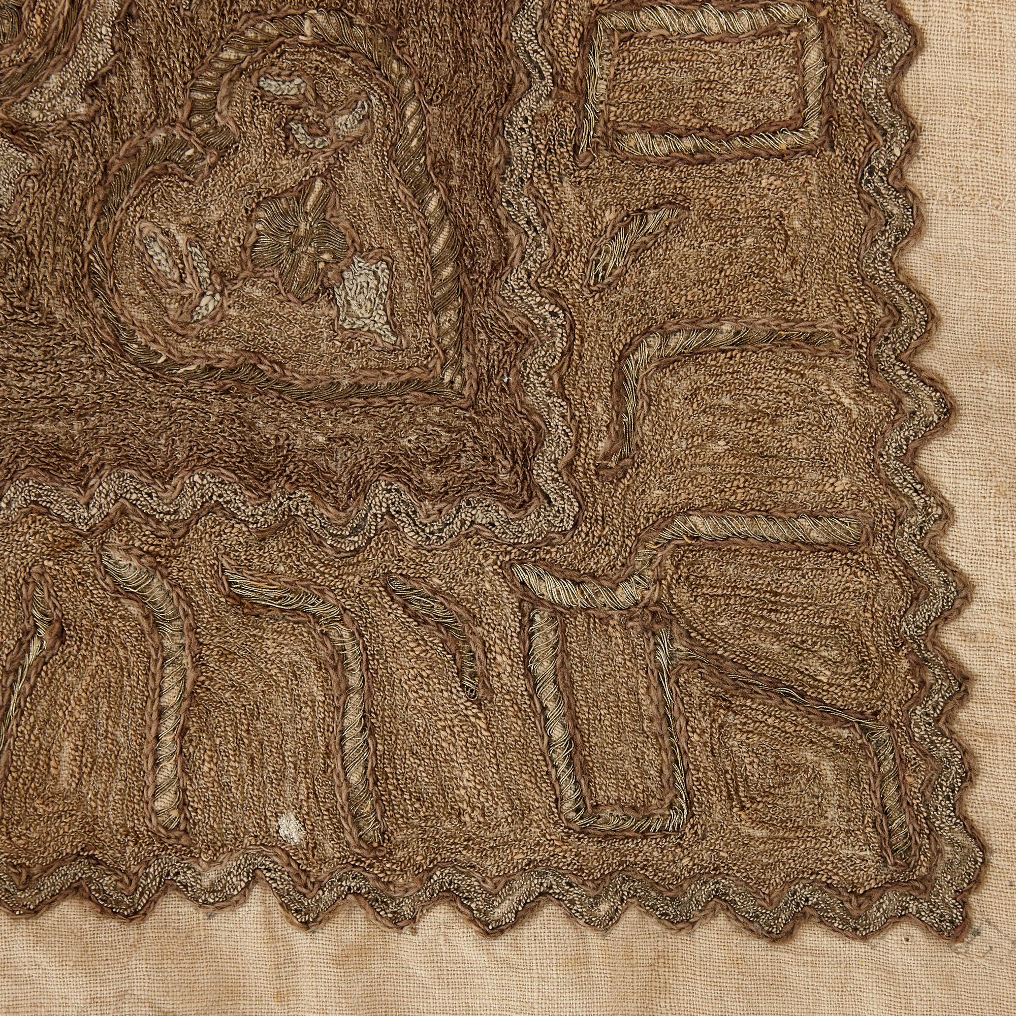 broderie ancienne avec inscriptions hébraïques Bon état - En vente à London, GB