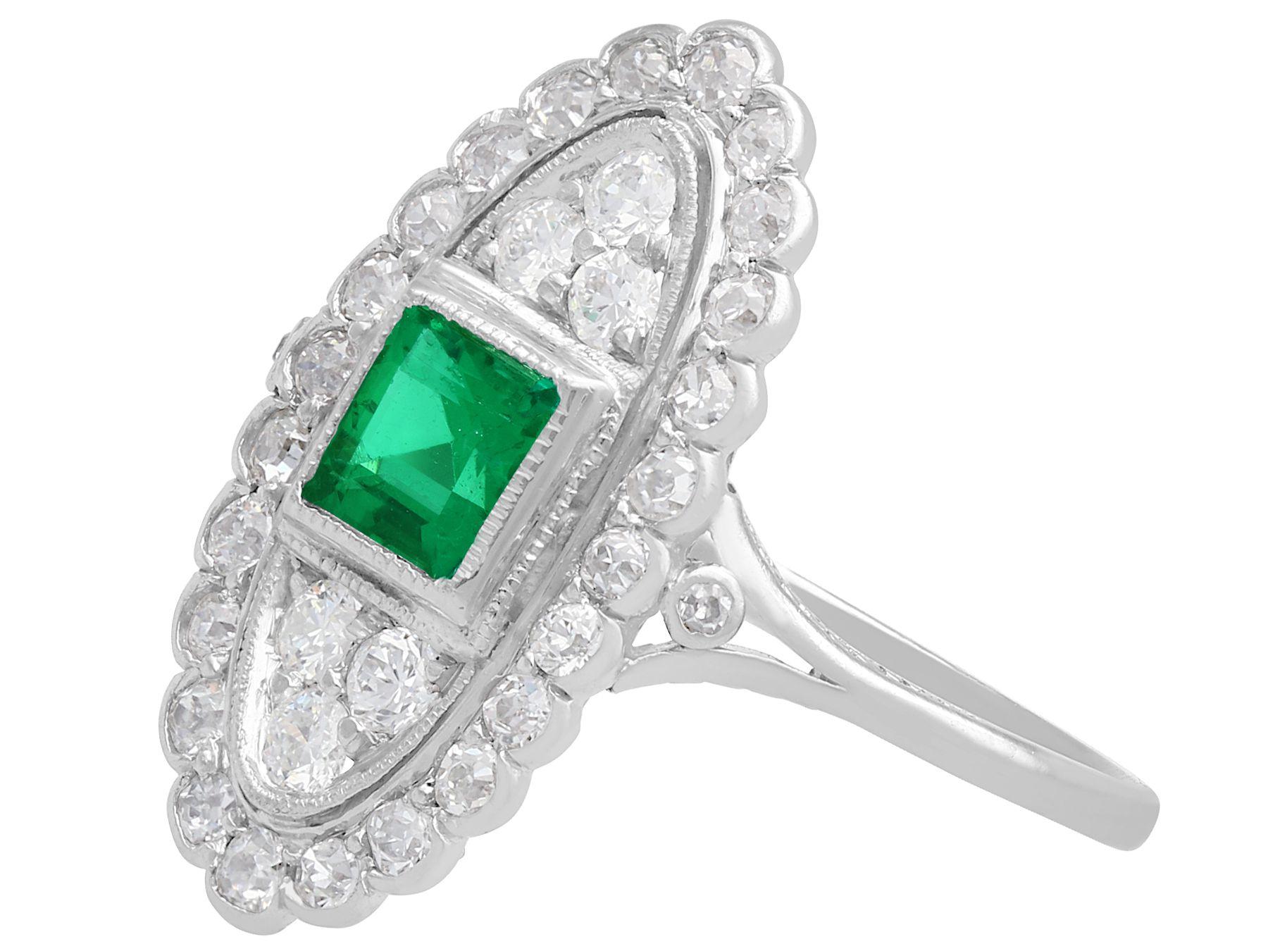 Antique Emerald 1.20 Carat Diamond Platinum Ring In Excellent Condition For Sale In Jesmond, Newcastle Upon Tyne
