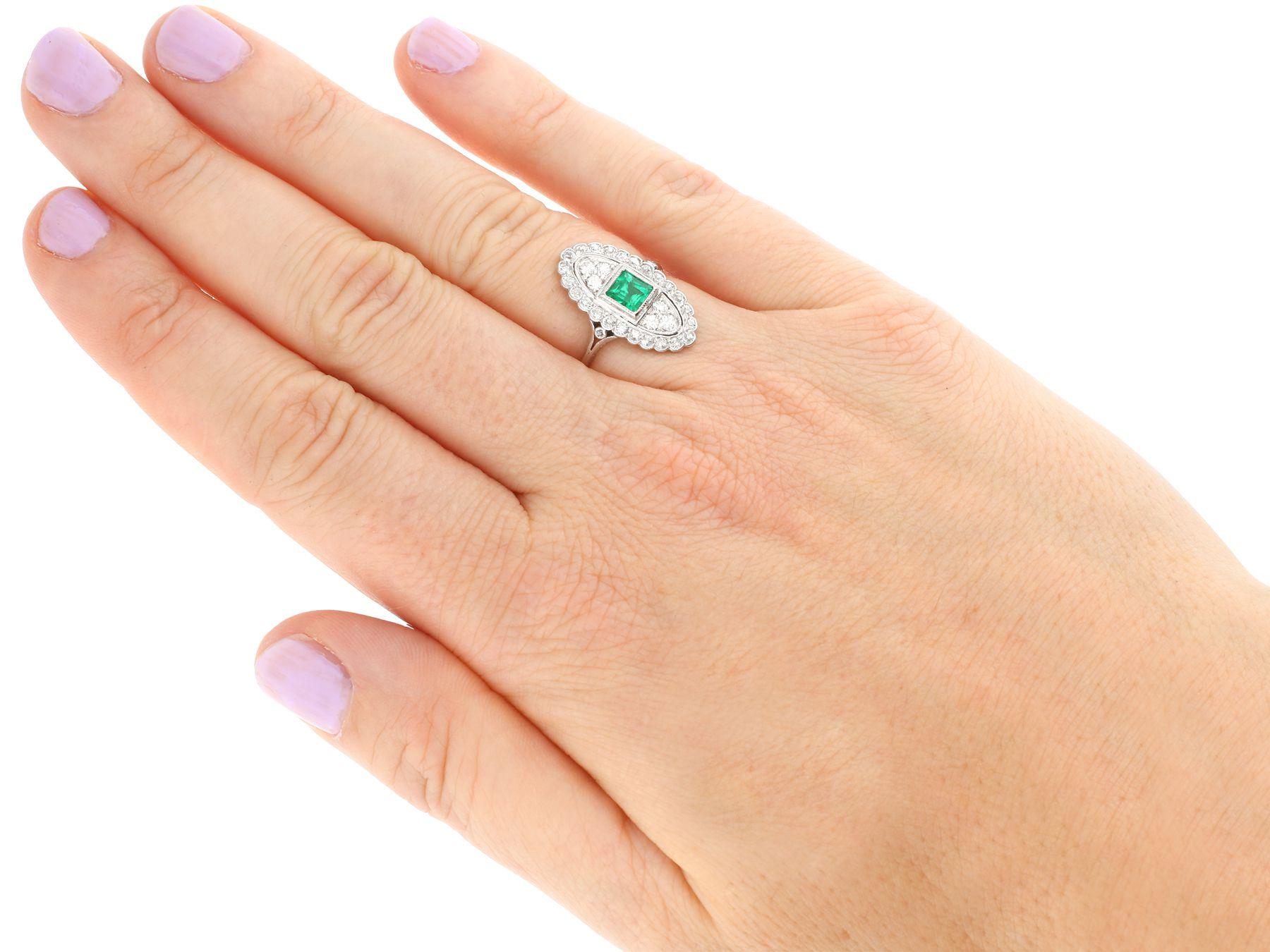 Antique Emerald 1.20 Carat Diamond Platinum Ring For Sale 2