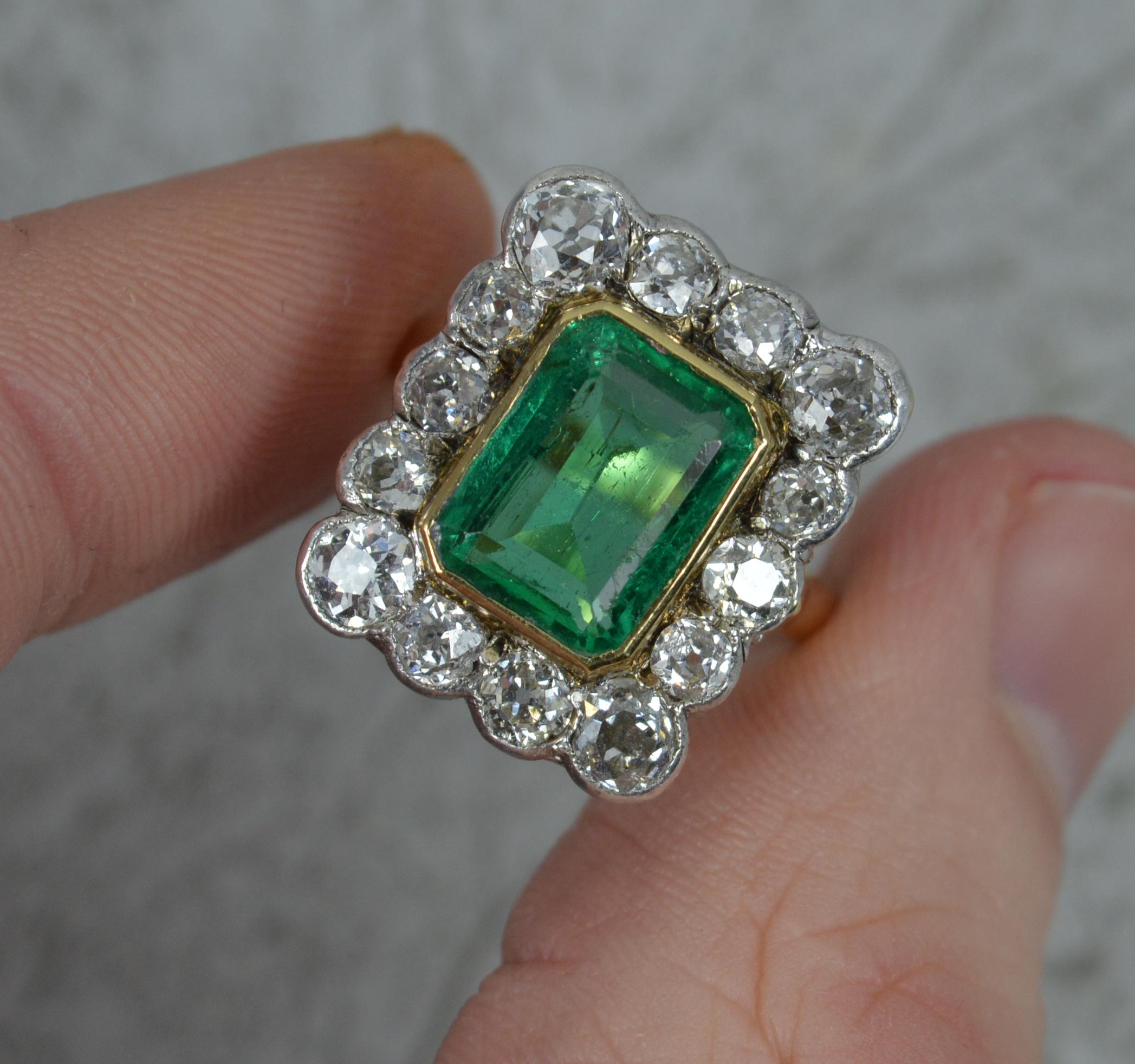 Antique Emerald and 2.00ct Old Cut Diamond 18ct Gold Cluster Ring In Good Condition In St Helens, GB