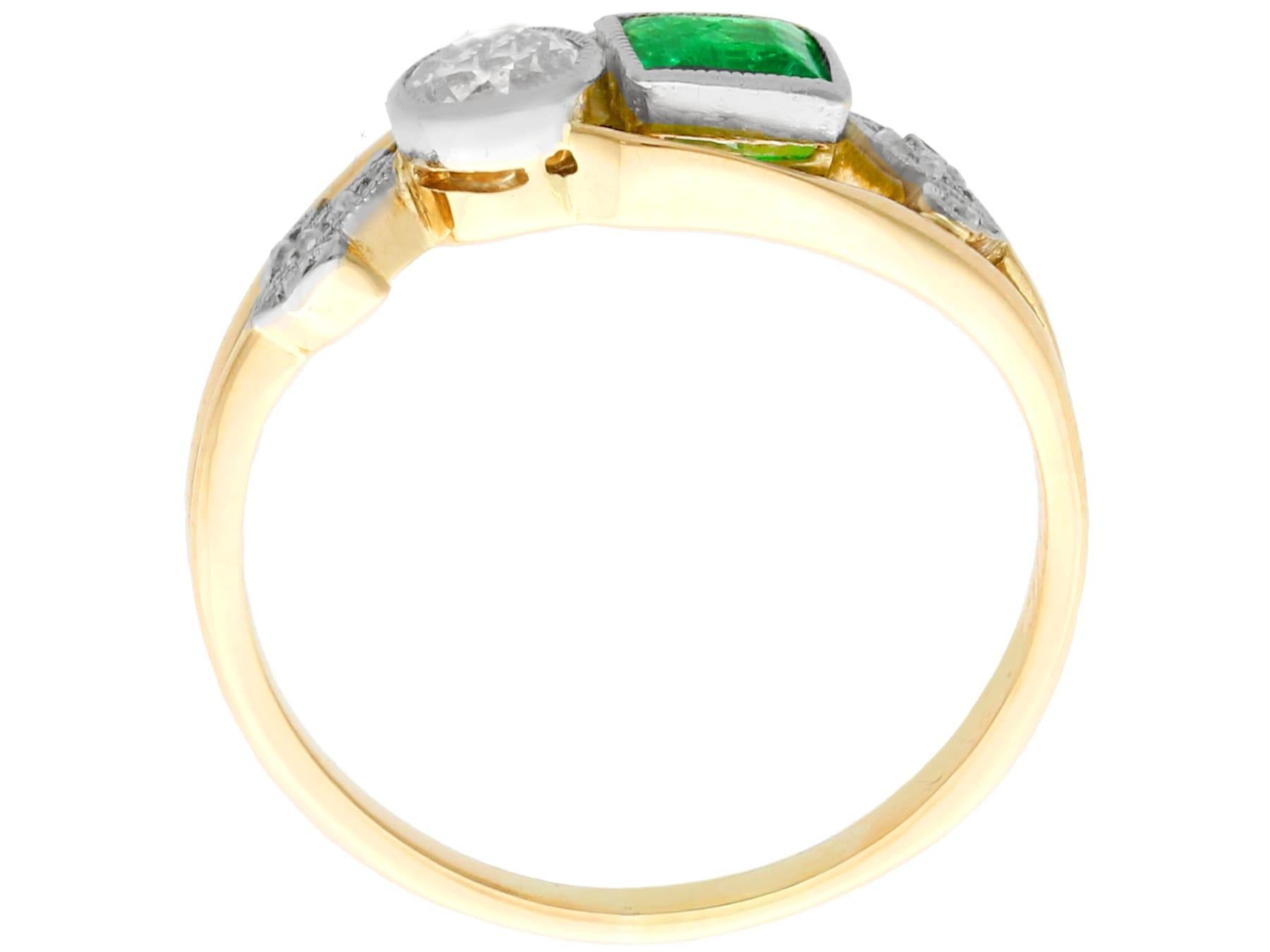 Women's or Men's Antique Emerald and Diamond 14K Yellow Gold Twist Ring, Circa 1920 For Sale