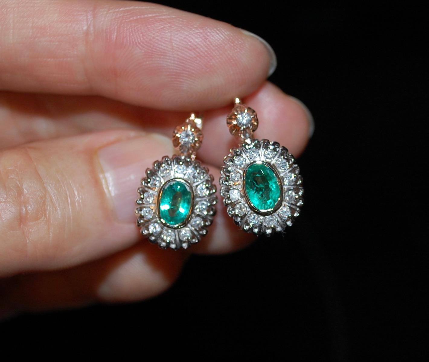 Antique Gold Emerald and Diamond Earrings and Ring For Sale 6