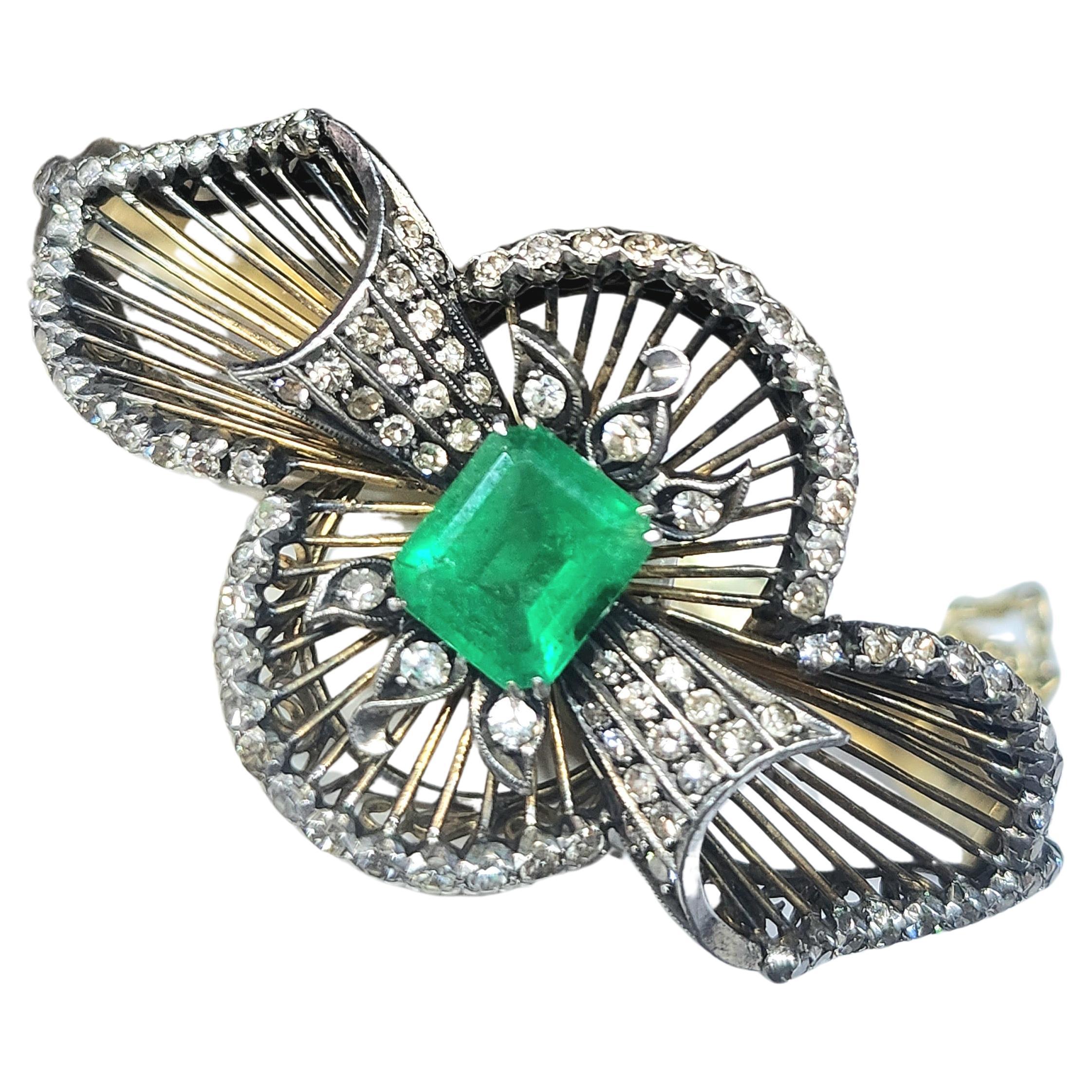 Antique Emerald And Diamond Gold Bangle Bracelet For Sale