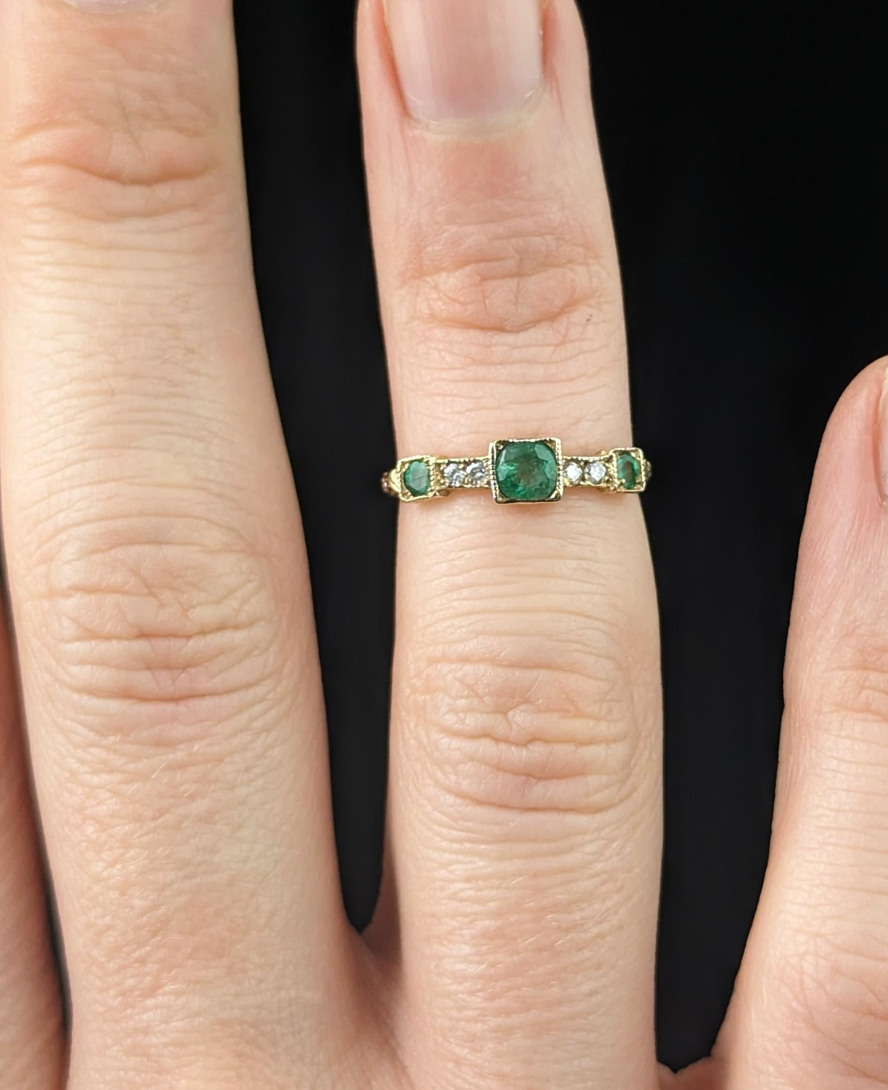 Antique Emerald and Diamond ring, 15k yellow gold  In Good Condition In NEWARK, GB