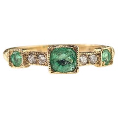 Antique Emerald and Diamond ring, 15k yellow gold 