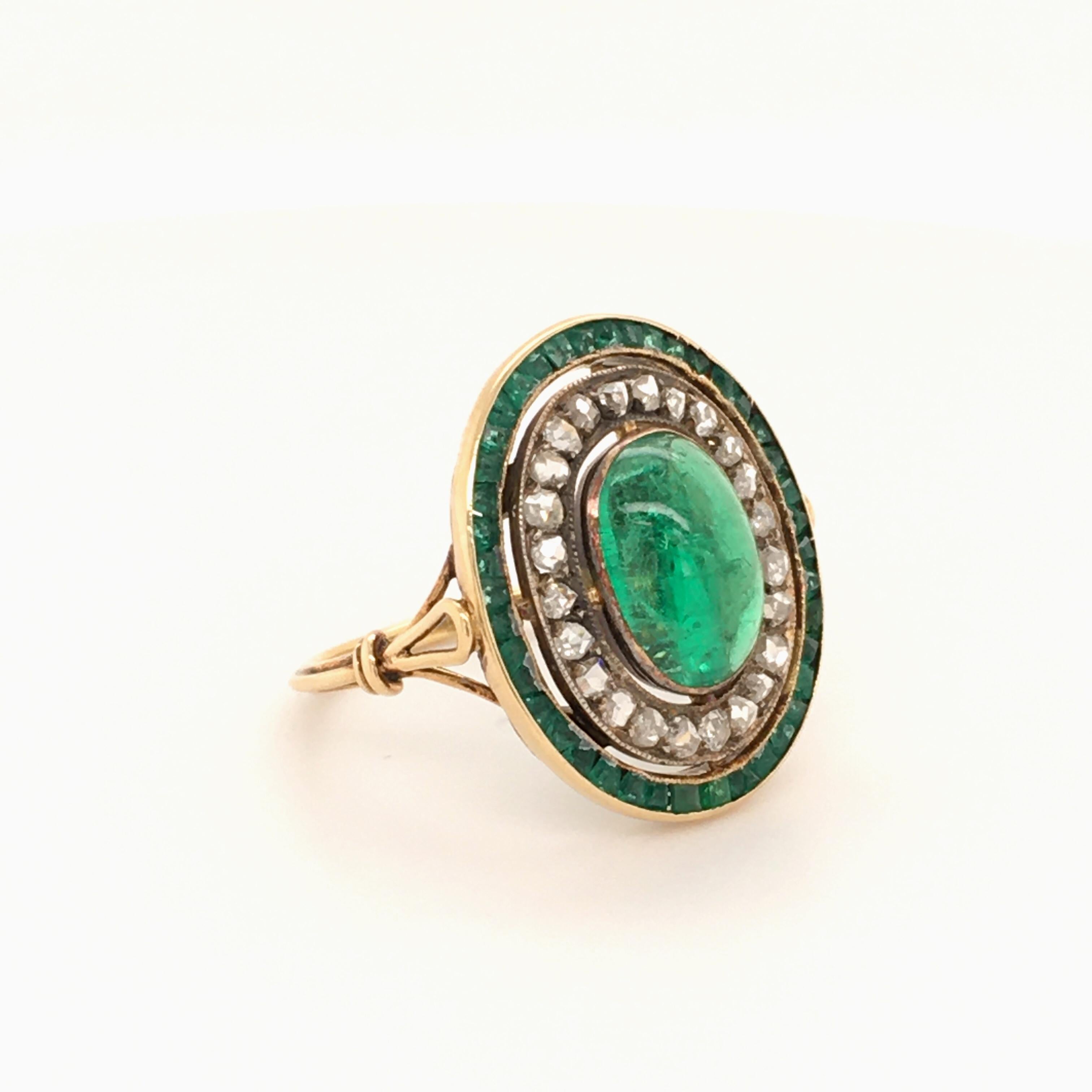 Victorian Antique Emerald and Diamond Ring in Yellow Gold