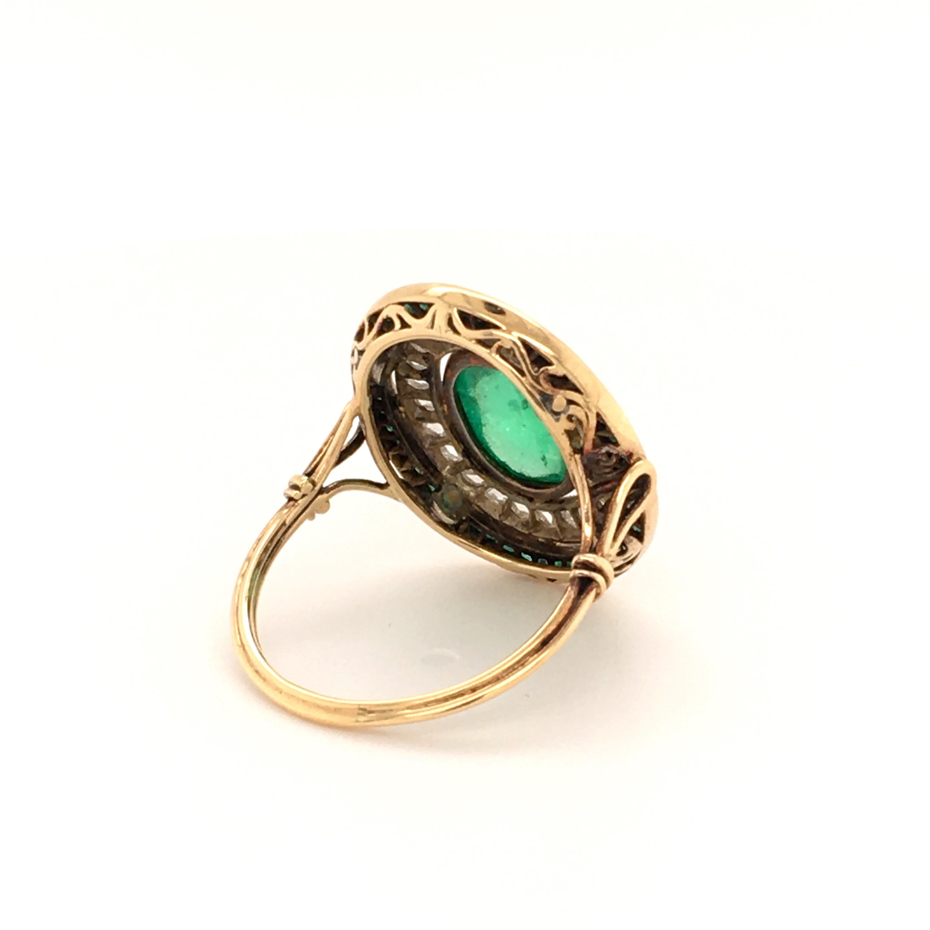 Antique Emerald and Diamond Ring in Yellow Gold 1