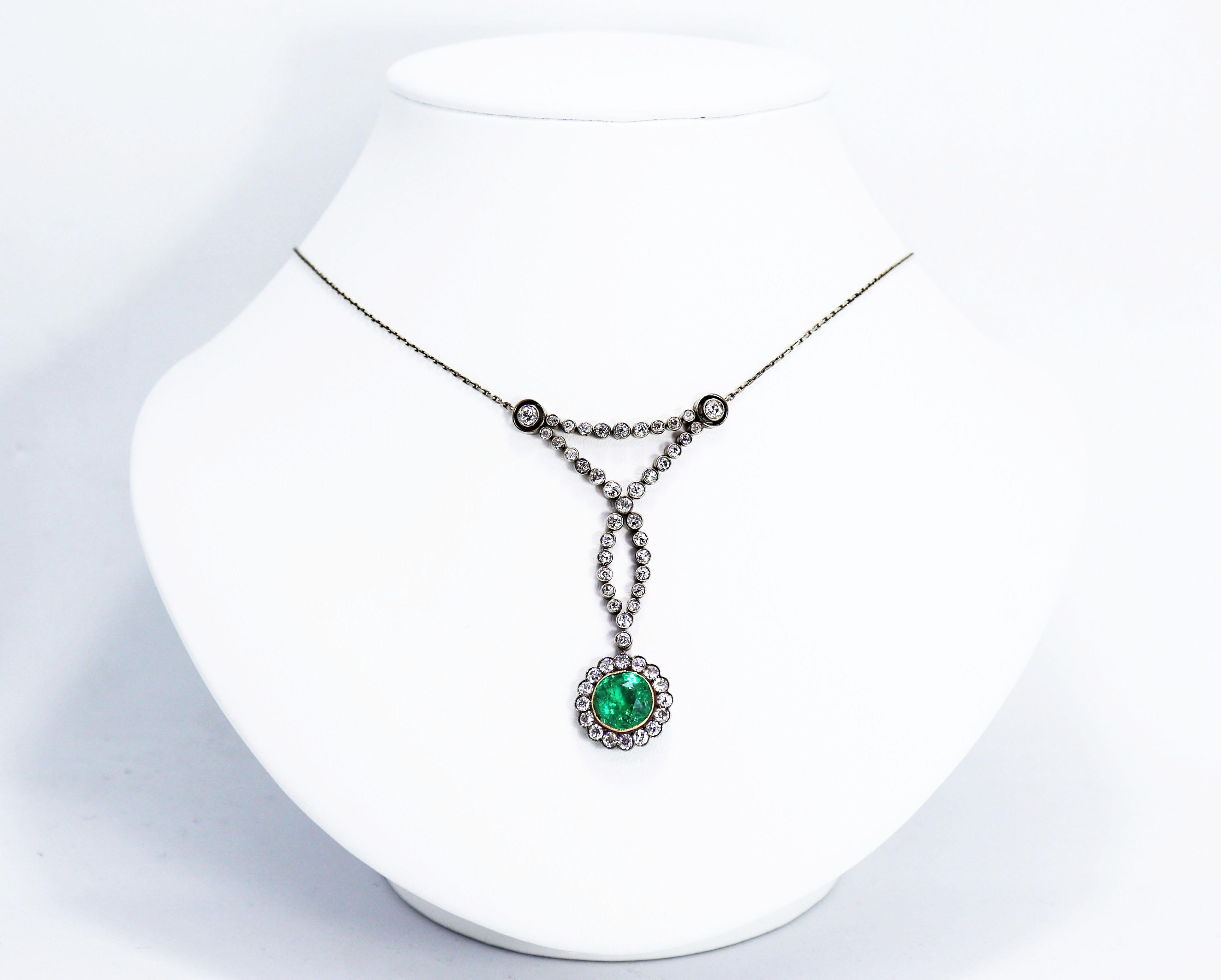 Edwardian Antique Emerald and Old Cut Diamond Platinum and Gold Necklace, circa 1905 For Sale