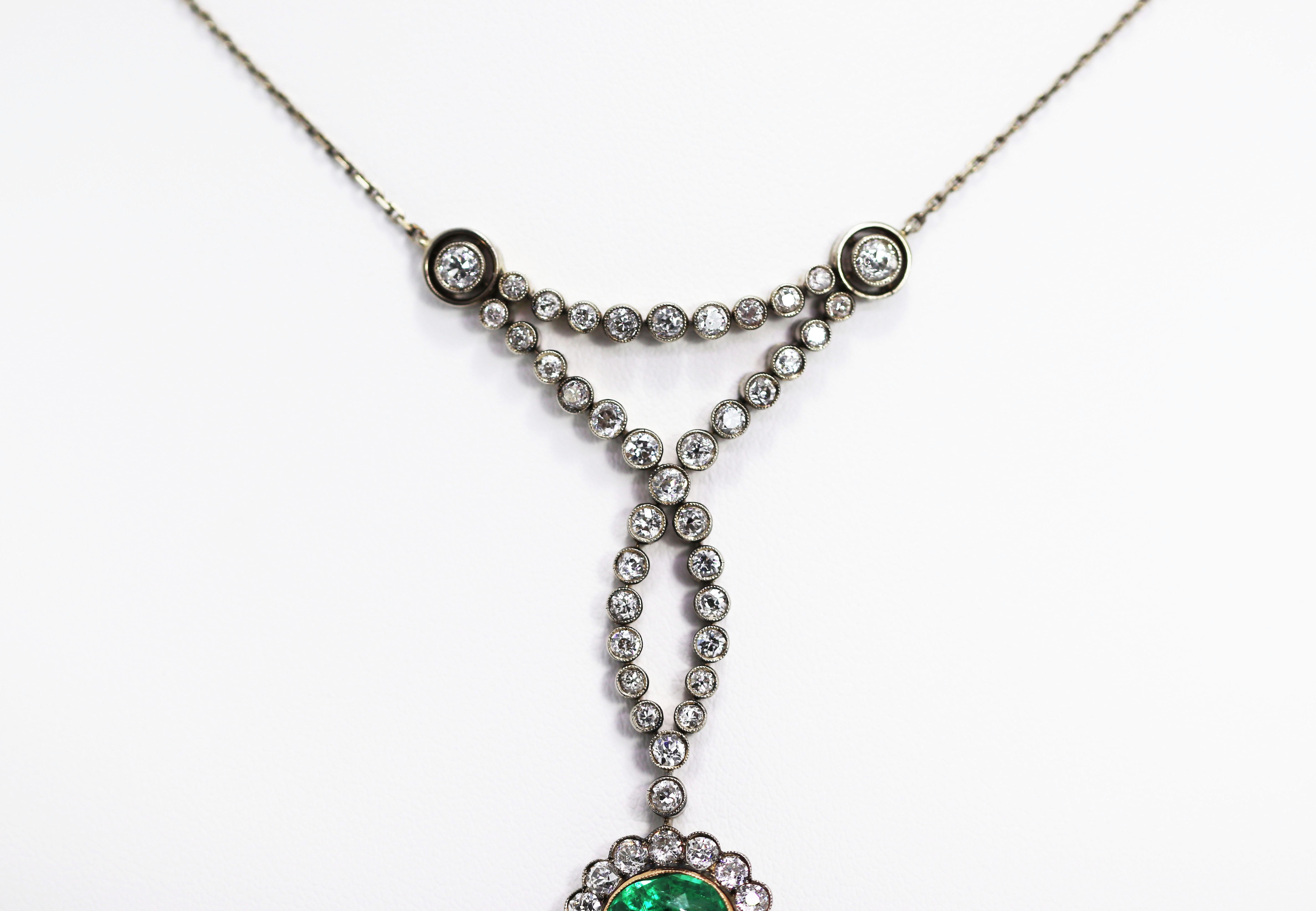 Round Cut Antique Emerald and Old Cut Diamond Platinum and Gold Necklace, circa 1905 For Sale