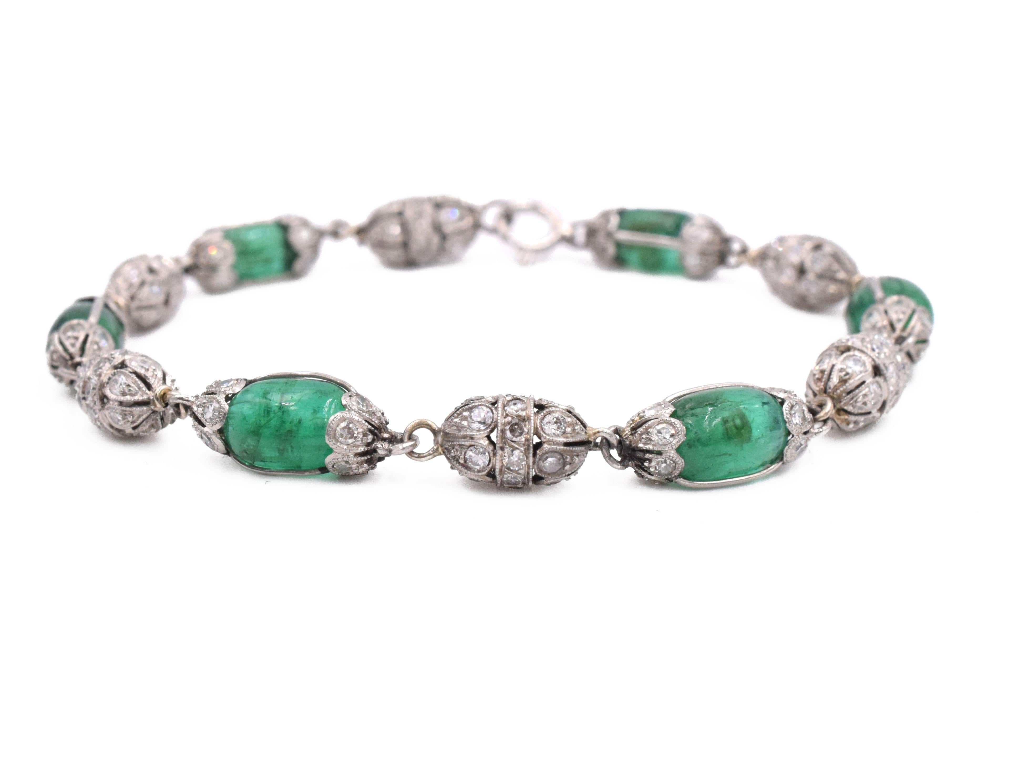 Antique Emerald Bead and Diamond Bracelet This bracelet has oval to cushion-shaped cabochon emerald beads and single-cut diamonds all set in platinum. Length: 7.25 inches. circa 1915. Certified by AGL, 2019, report no. XXXXXXXX
Colombia, minor
