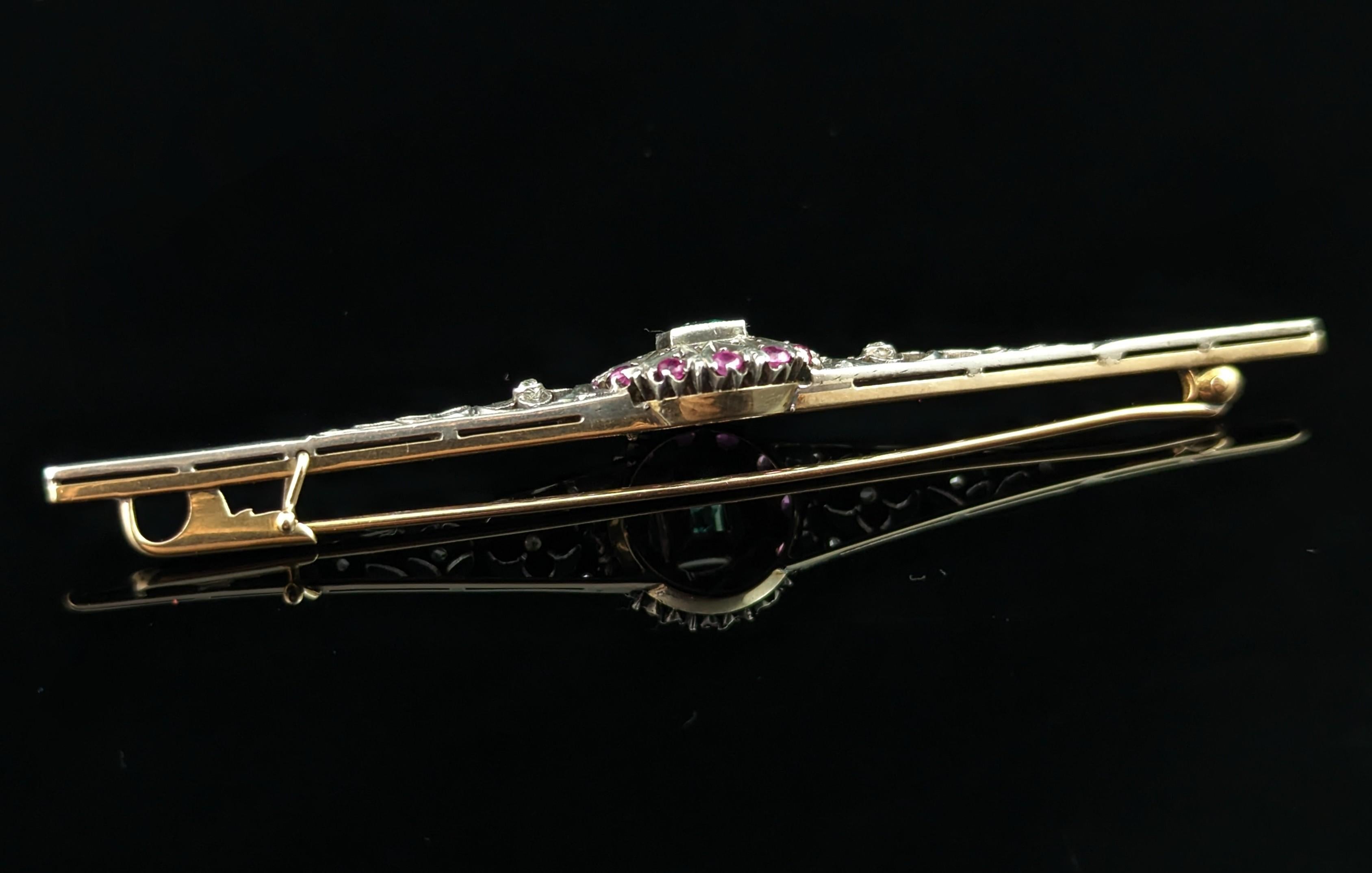 Antique Emerald, Diamond and Ruby brooch, Sterling silver and 9lt gold  For Sale 3